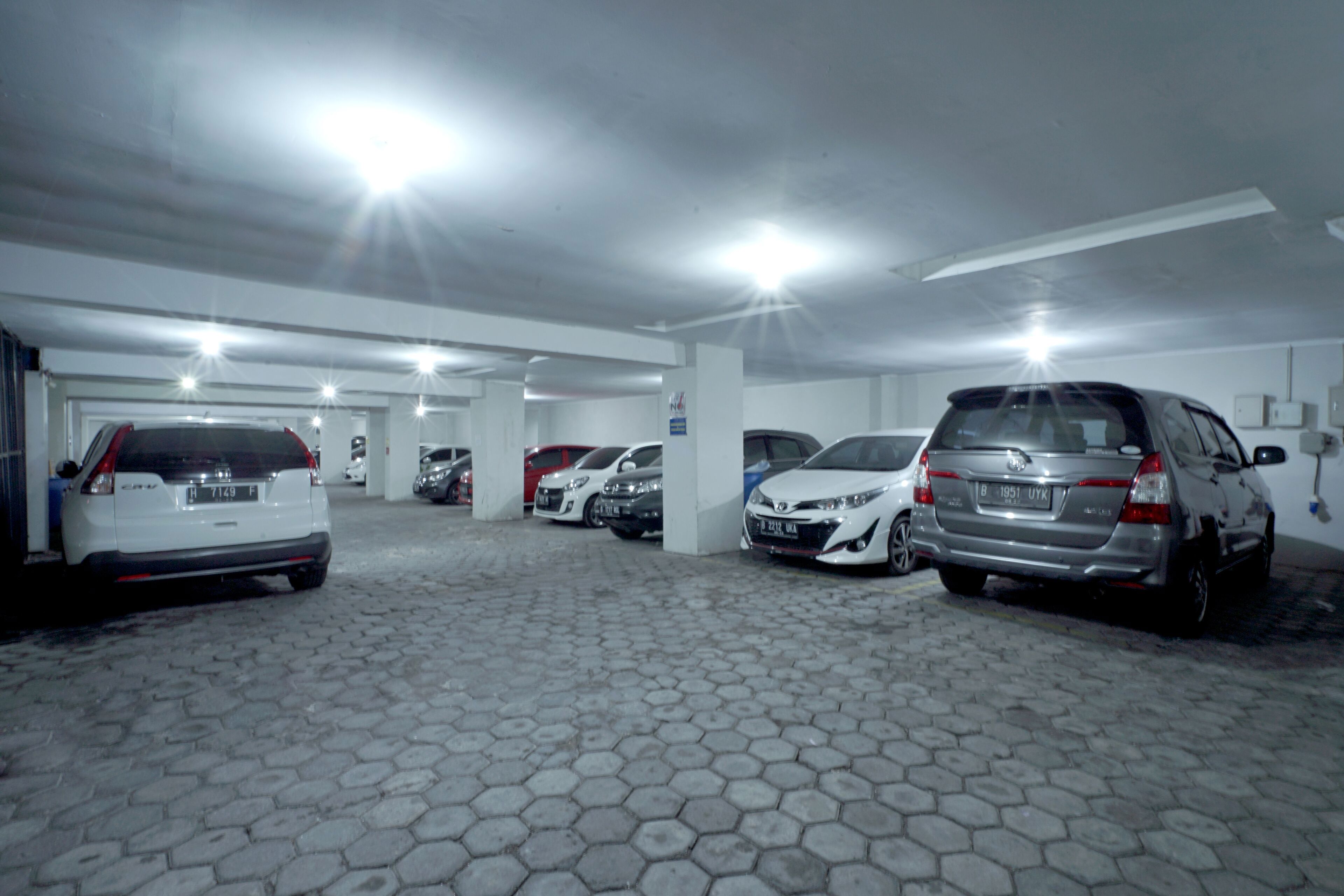 Dparagon Bukit Sari
