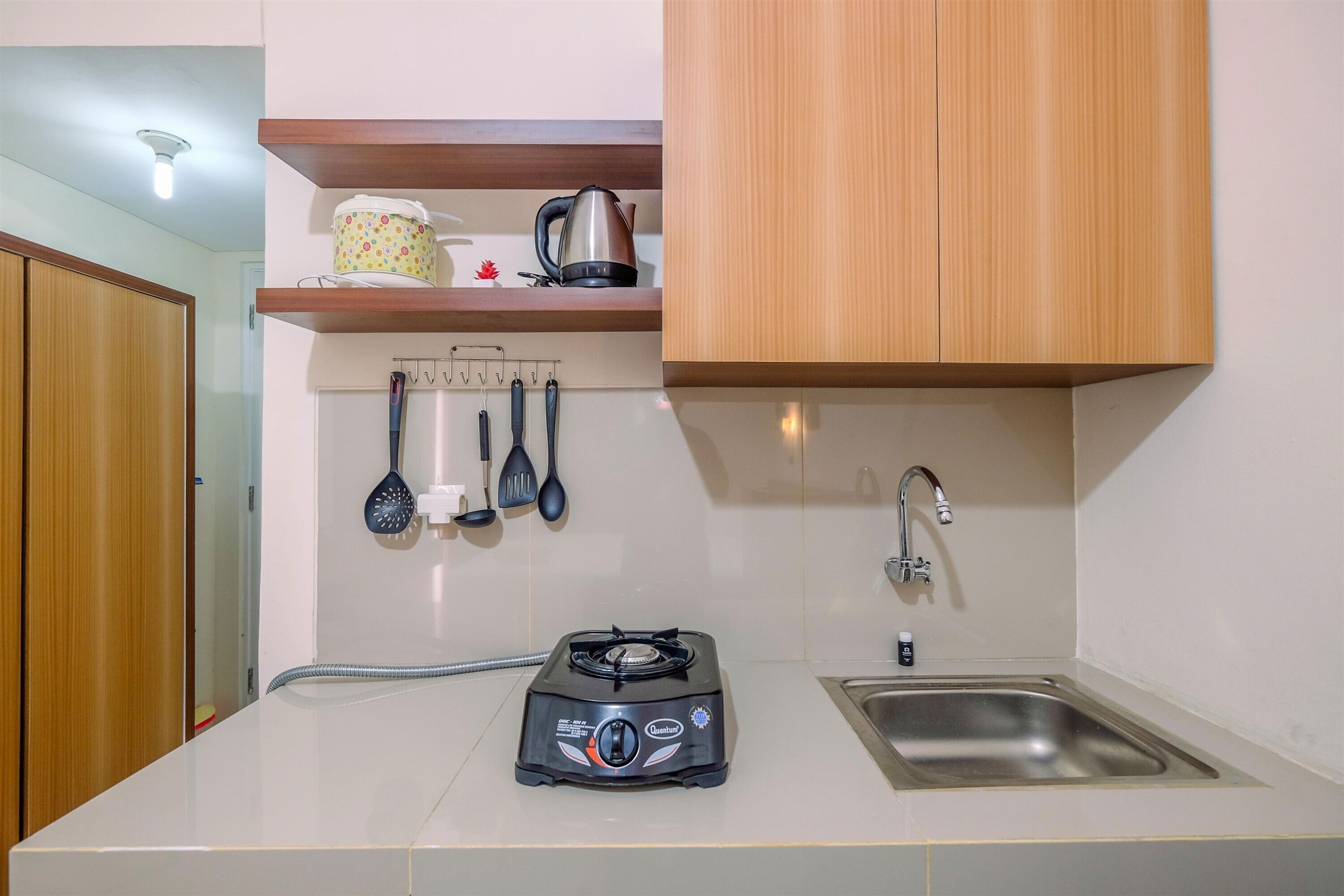 Comfy Studio At Bogorienze Apartment Near The Jungle Waterpark