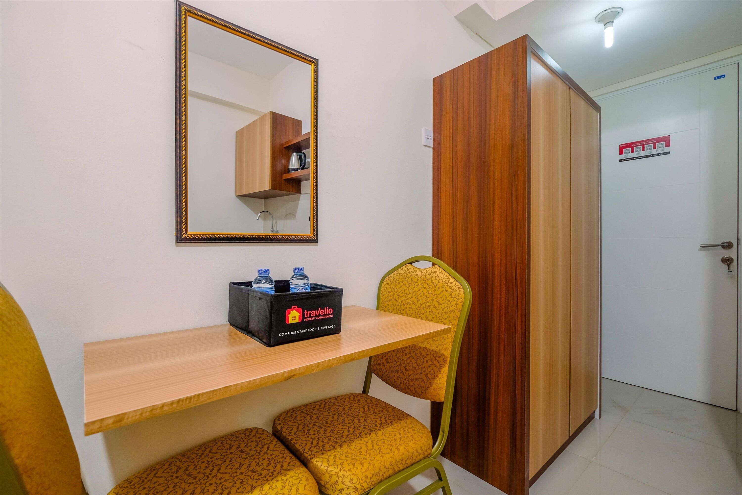 Comfy Studio At Bogorienze Apartment Near The Jungle Waterpark