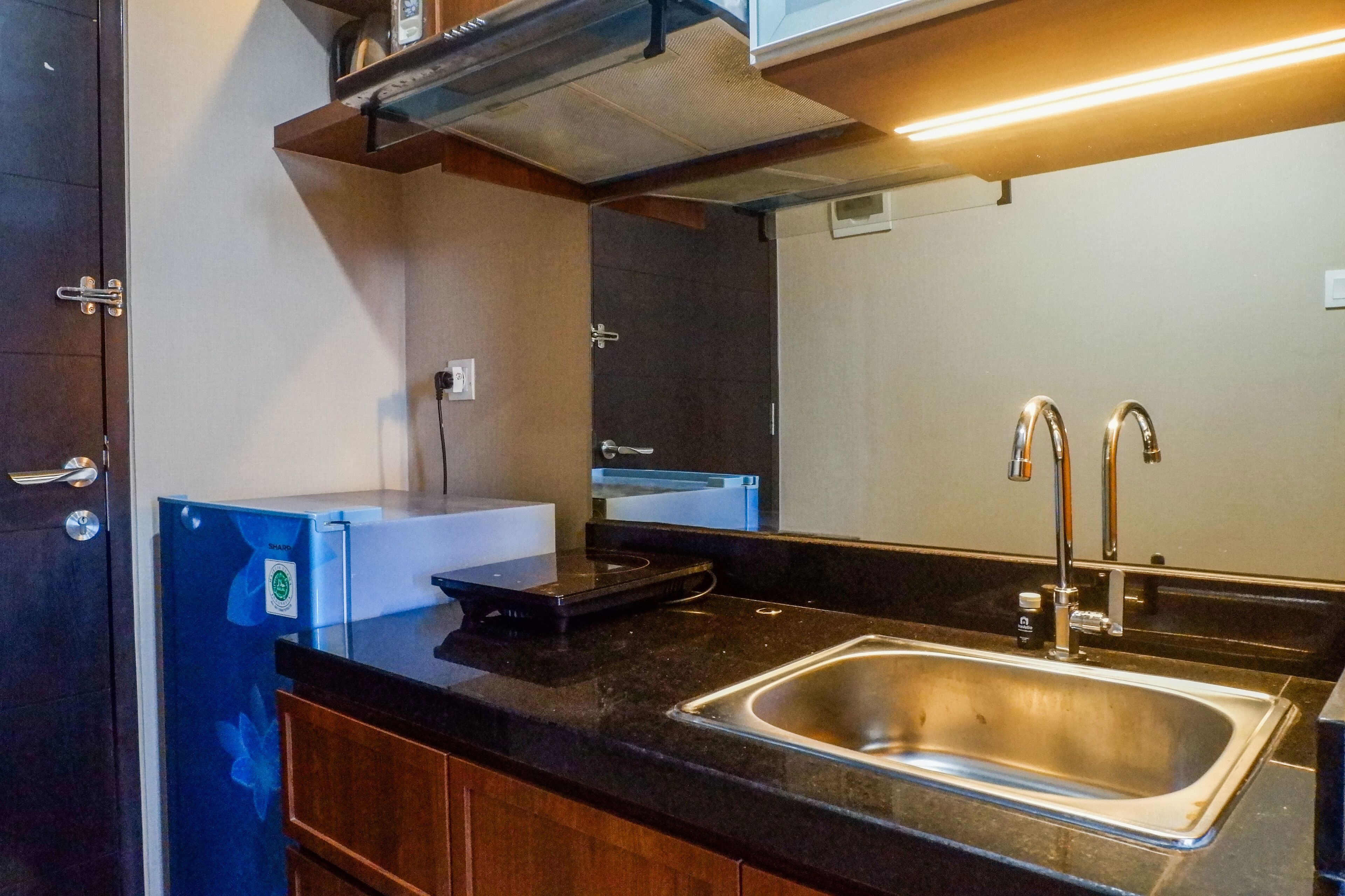 Elegant Cozy Studio Room Apartment At Tamansari Papilio