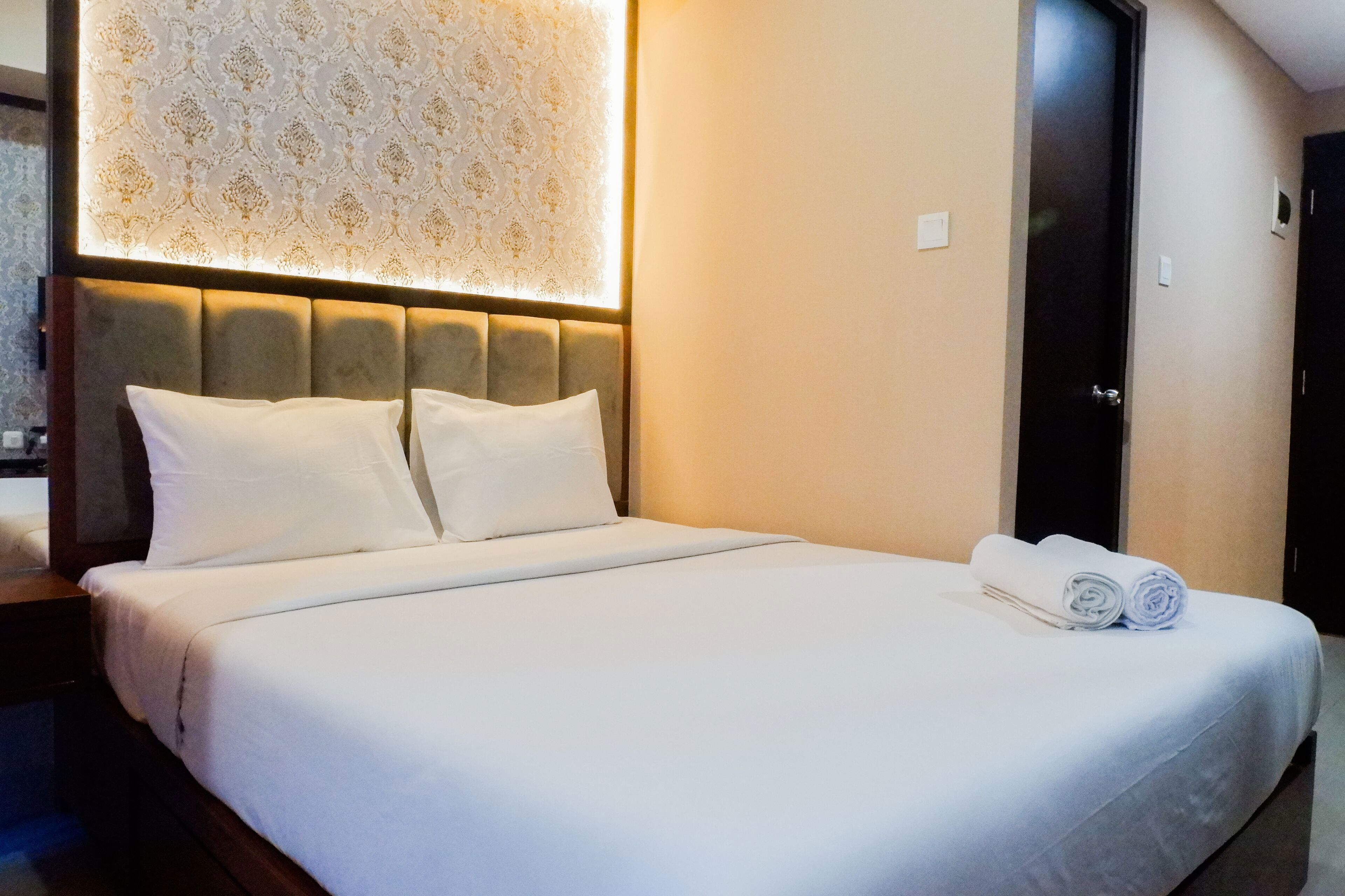 Elegant Cozy Studio Room Apartment At Tamansari Papilio