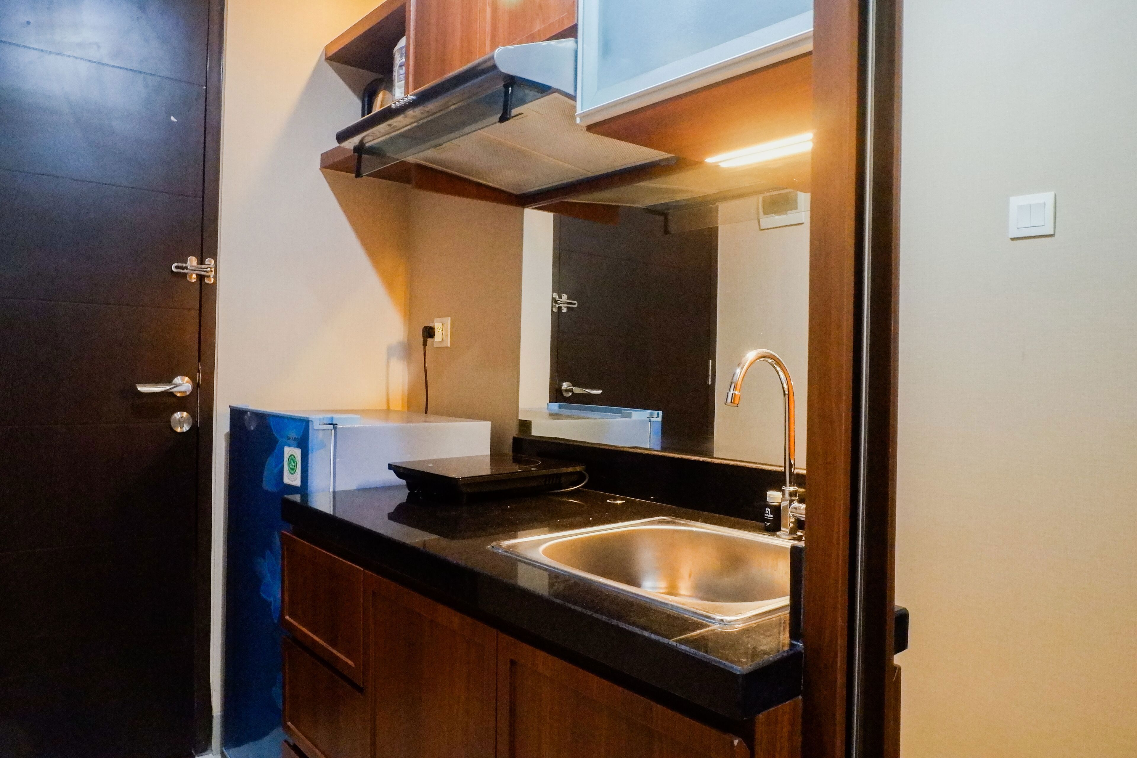 Elegant Cozy Studio Room Apartment At Tamansari Papilio