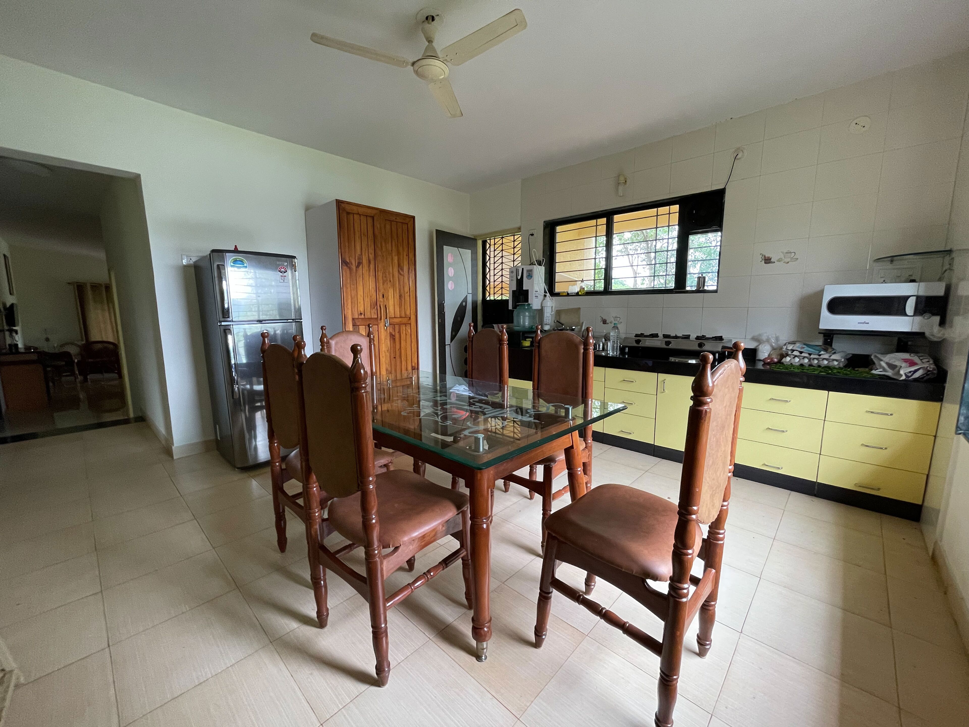 Cosmicstays Countryside Panorama-Lakeview Bungalow
