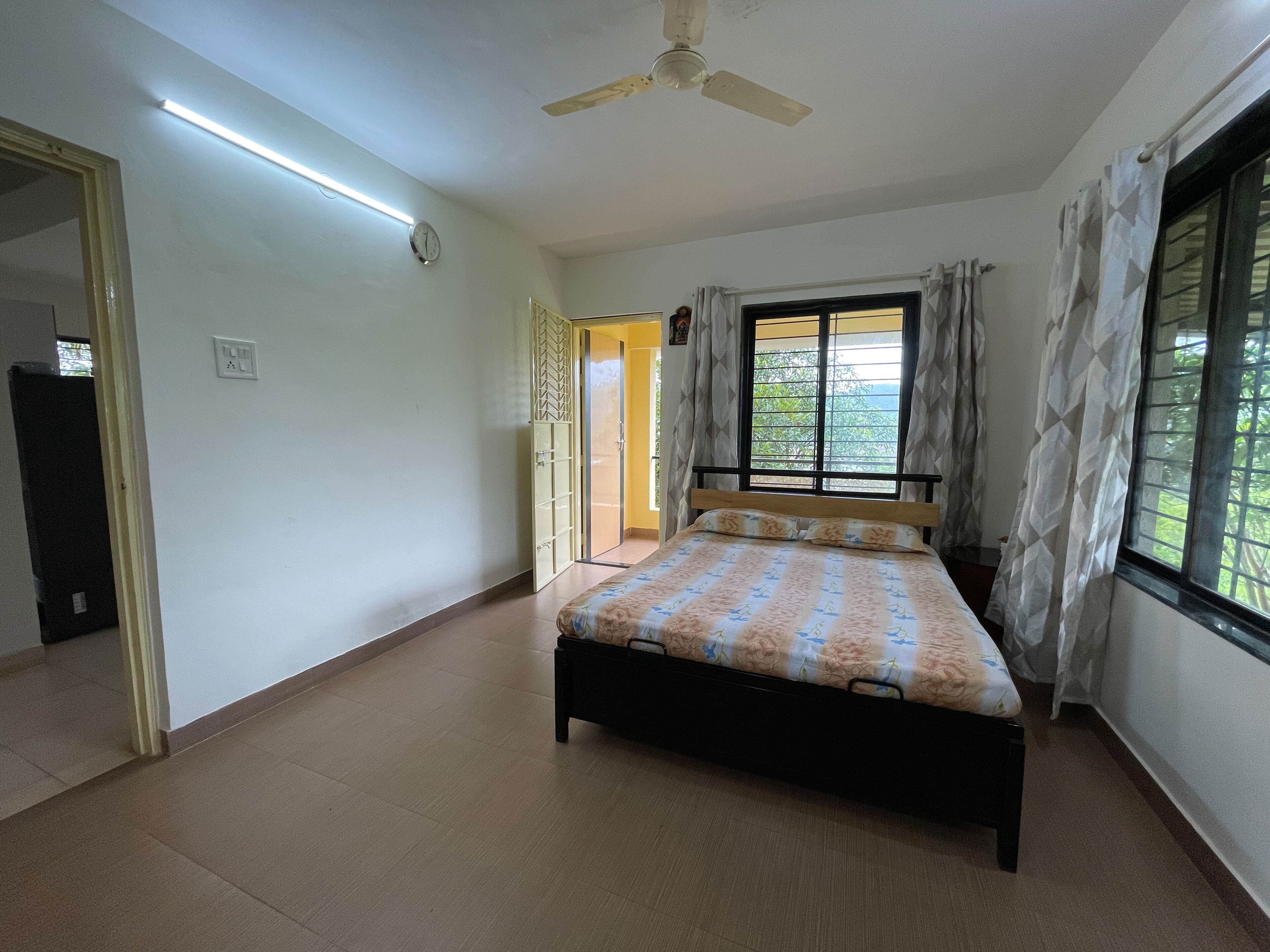 Cosmicstays Countryside Panorama-Lakeview Bungalow