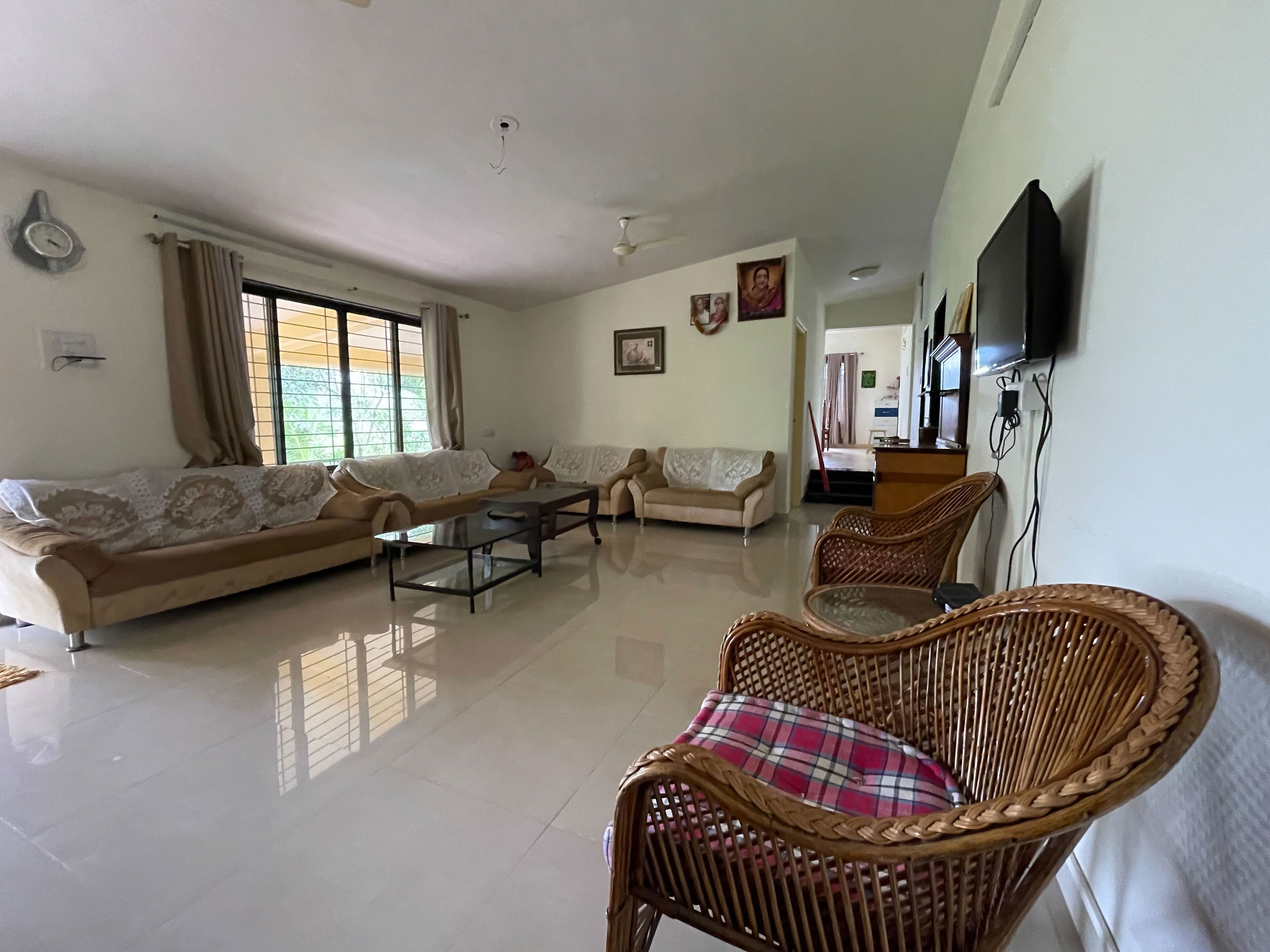 Cosmicstays Countryside Panorama-Lakeview Bungalow