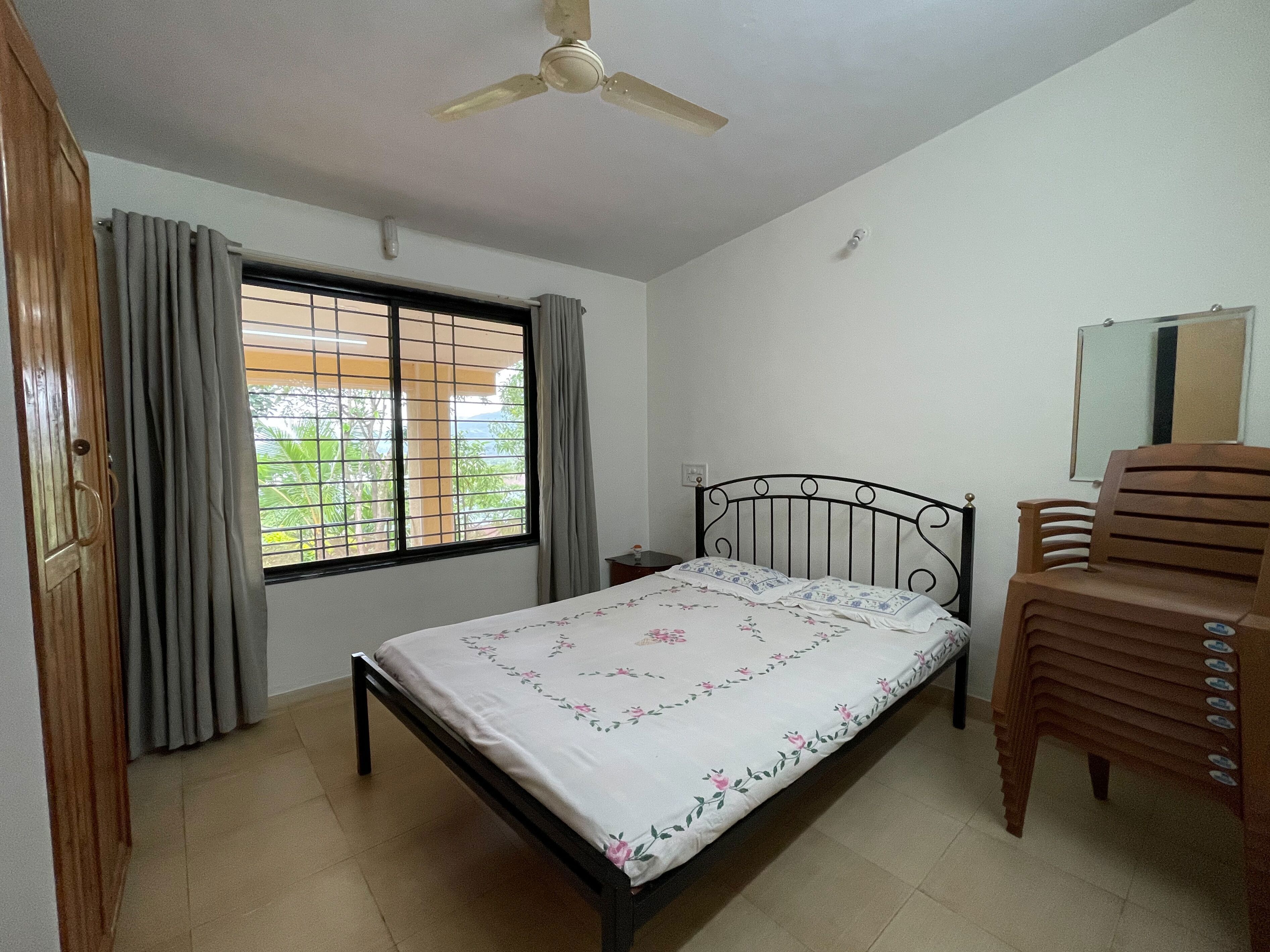 Cosmicstays Countryside Panorama-Lakeview Bungalow