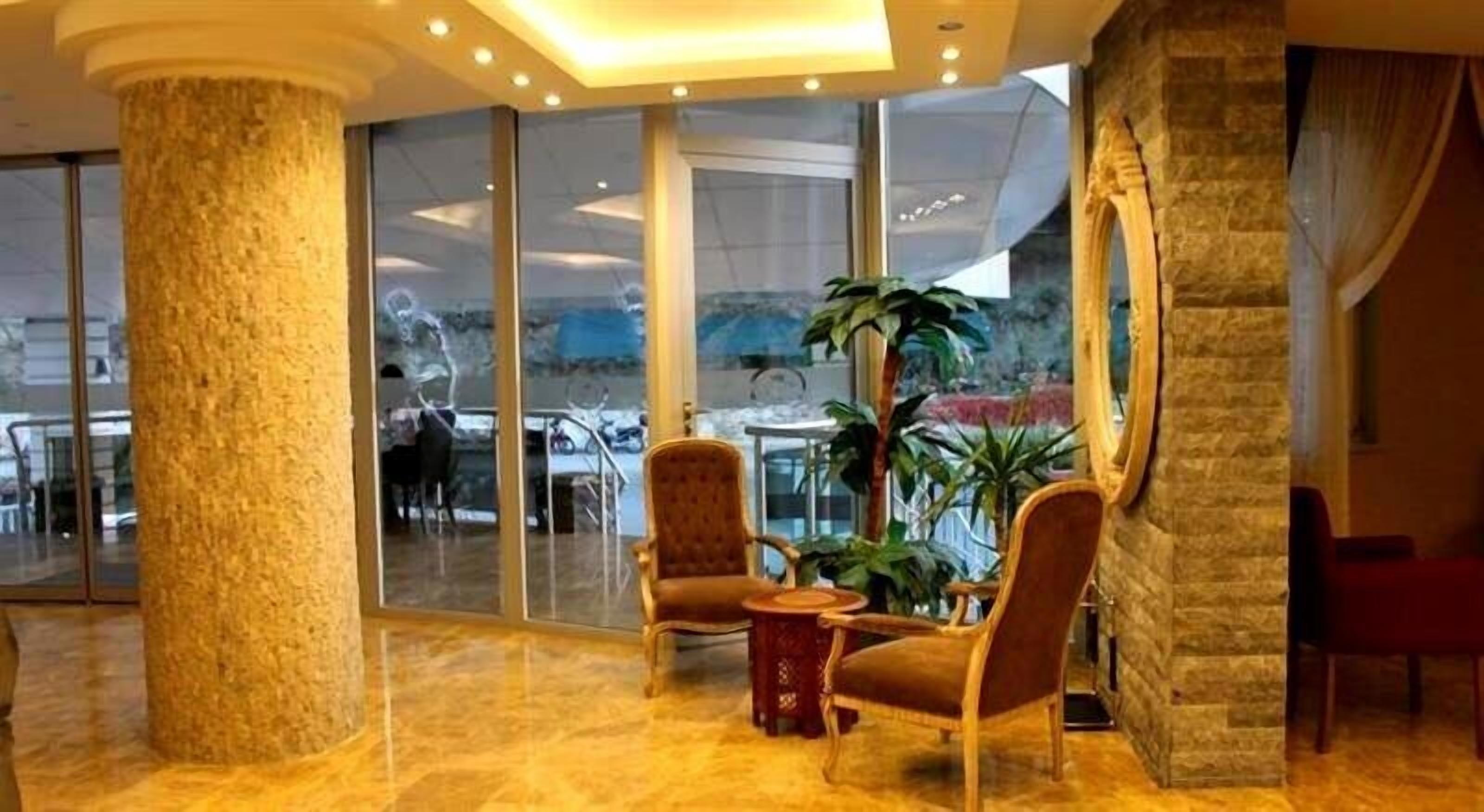 Rey Manes Hotel fotoğrafı