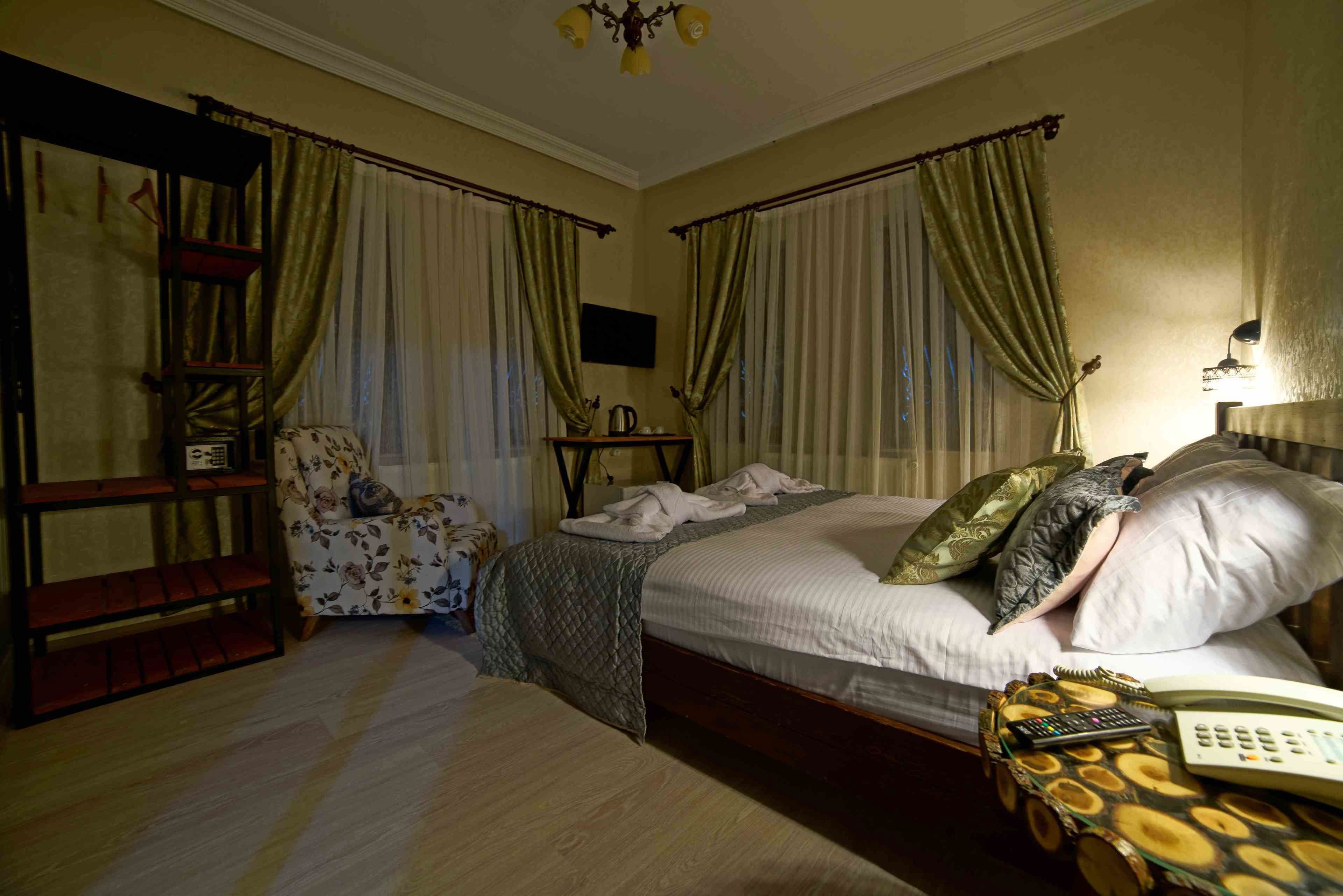 Pigeon Valley Stone House