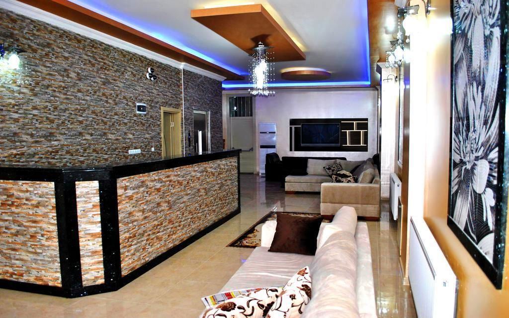 Diamond Suite & Residence