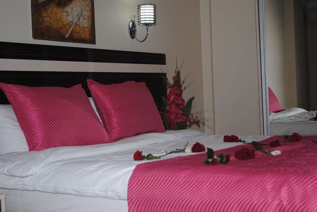 Diamond Suite & Residence