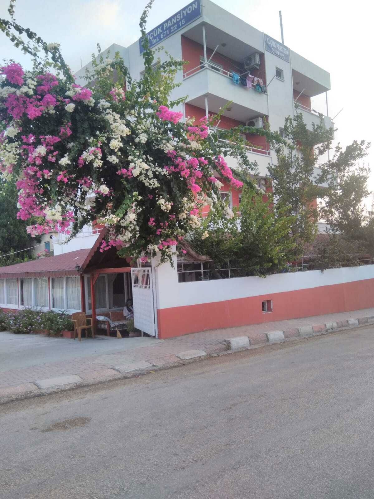 Kucuk Aile Pansiyonu