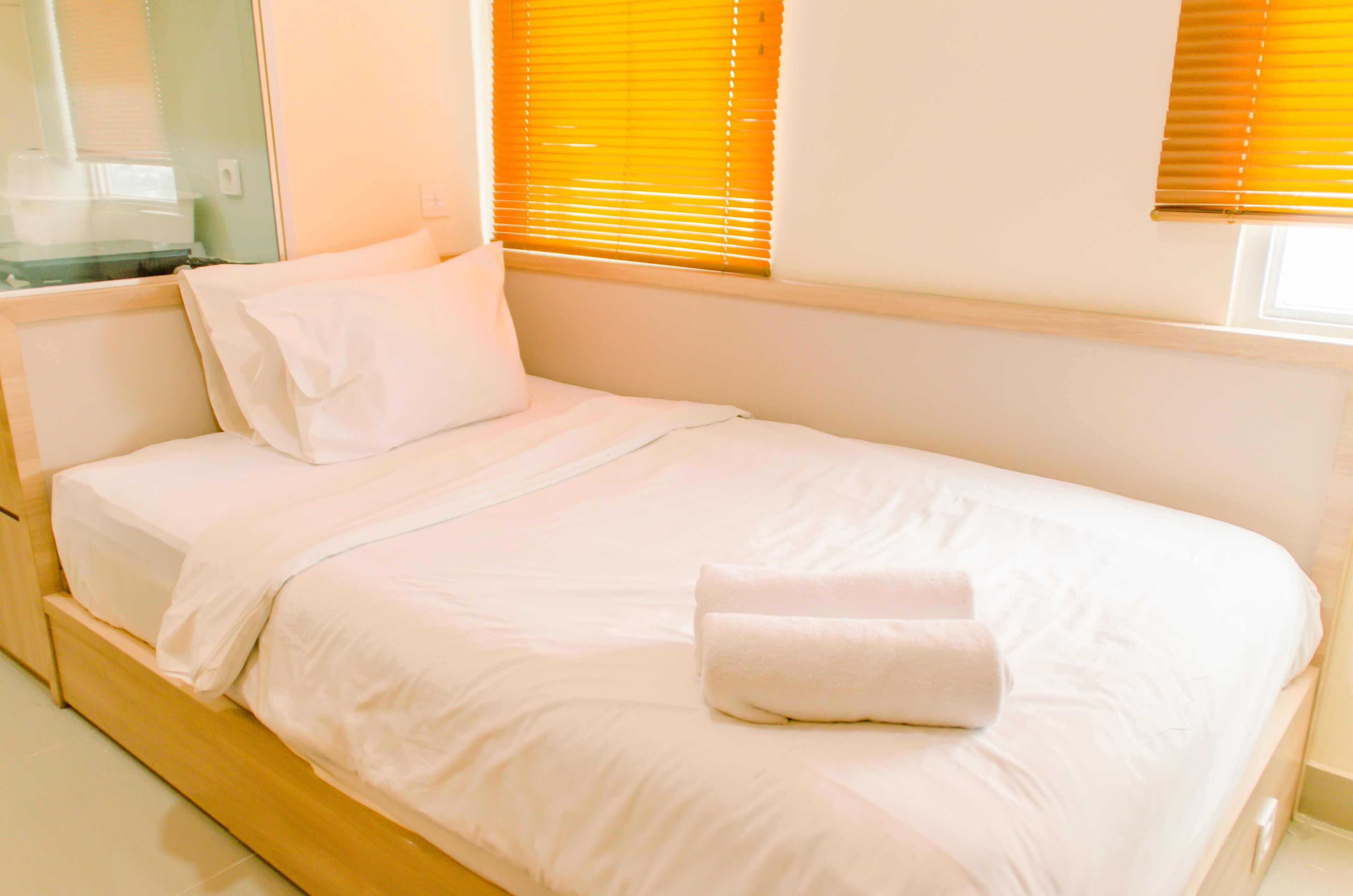 Comfy And Minimalist Studio Apartment At B Residence