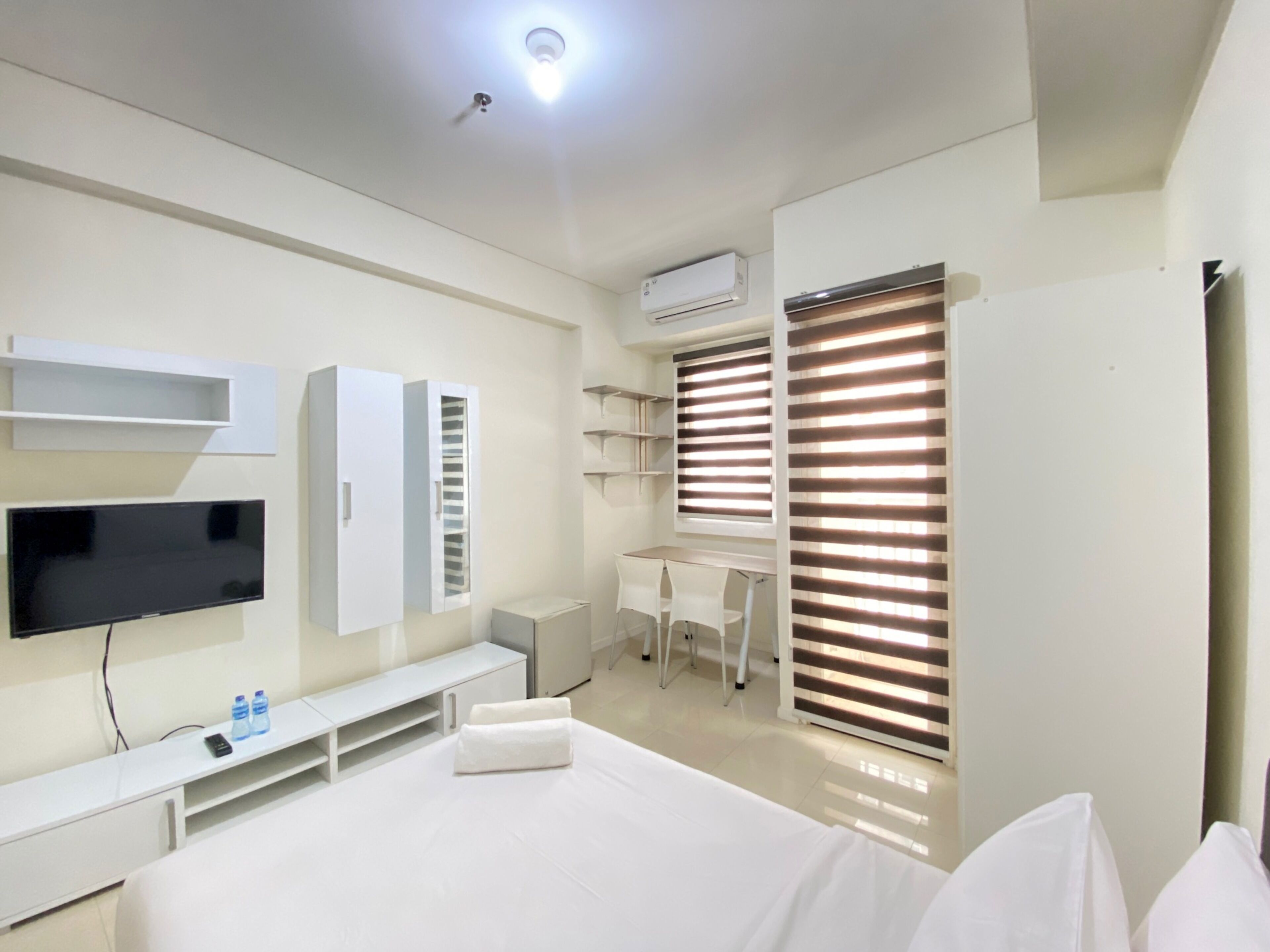 Cozy And Spacious Studio Room At Parahyangan Residence