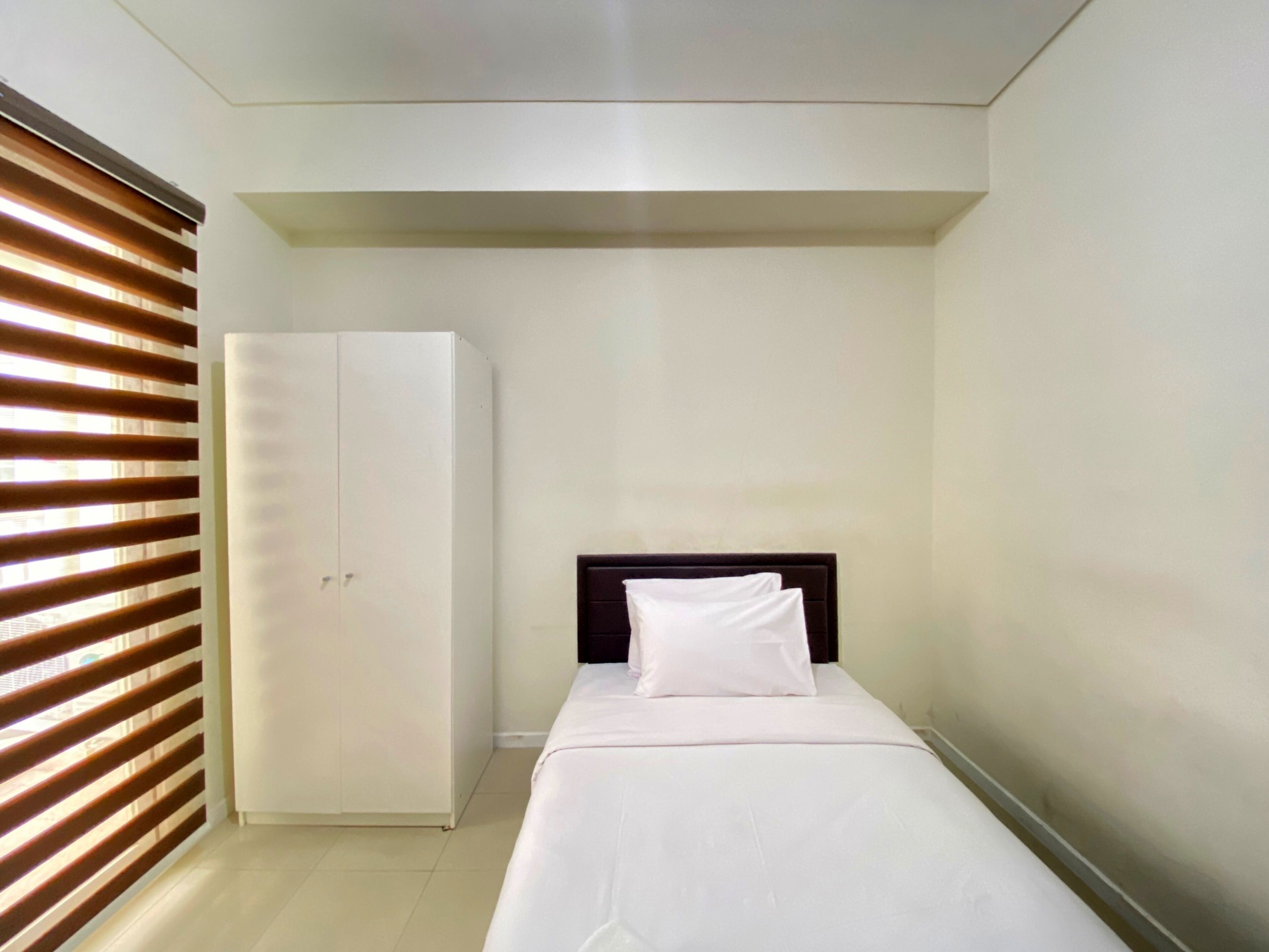 Cozy And Spacious Studio Room At Parahyangan Residence