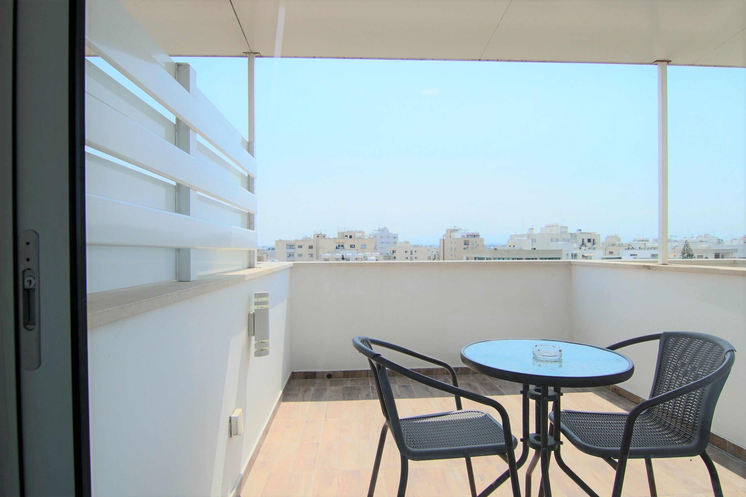 Phaedrus Living Luxury Suite Nicosia 508