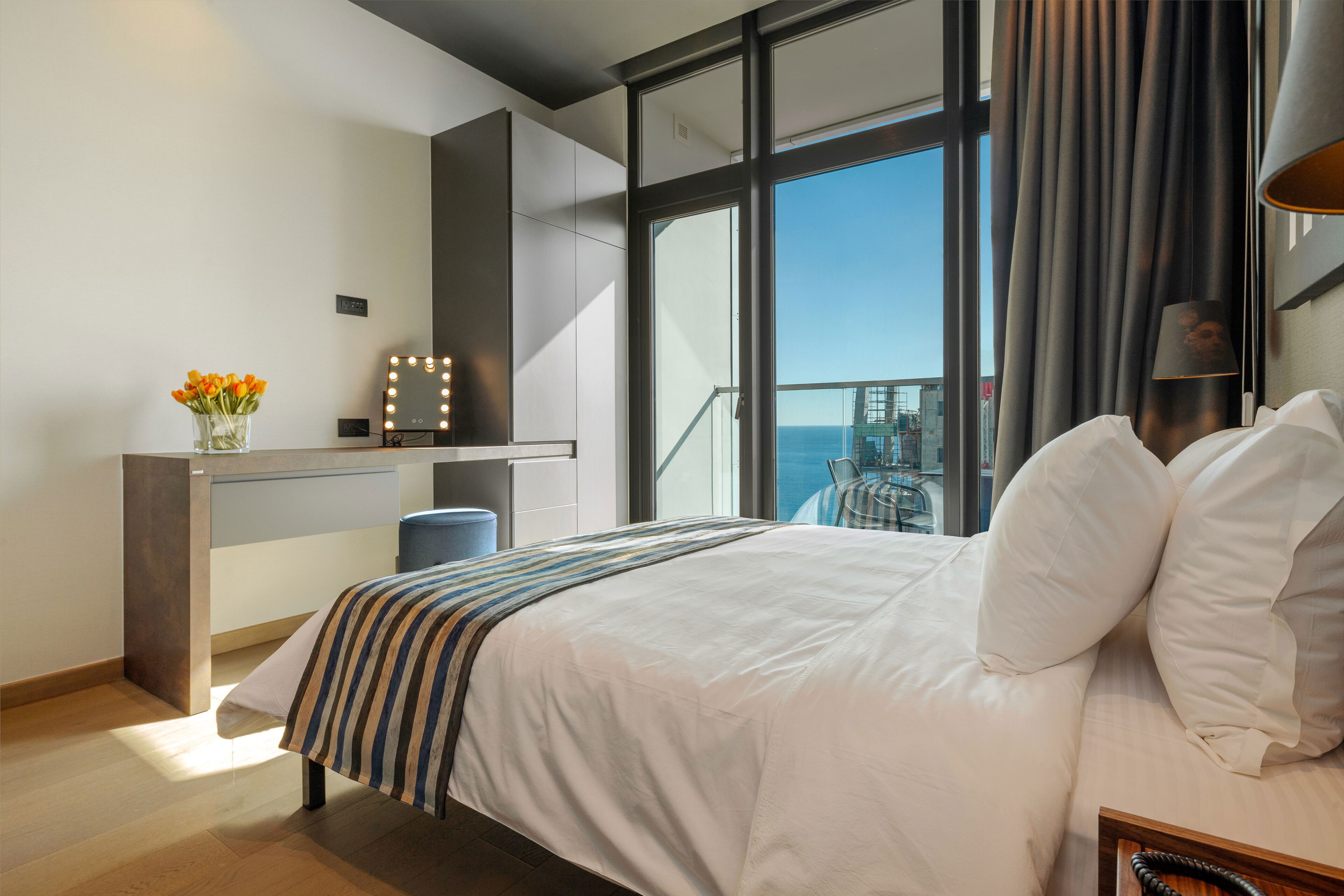 Only Boutique And Suites