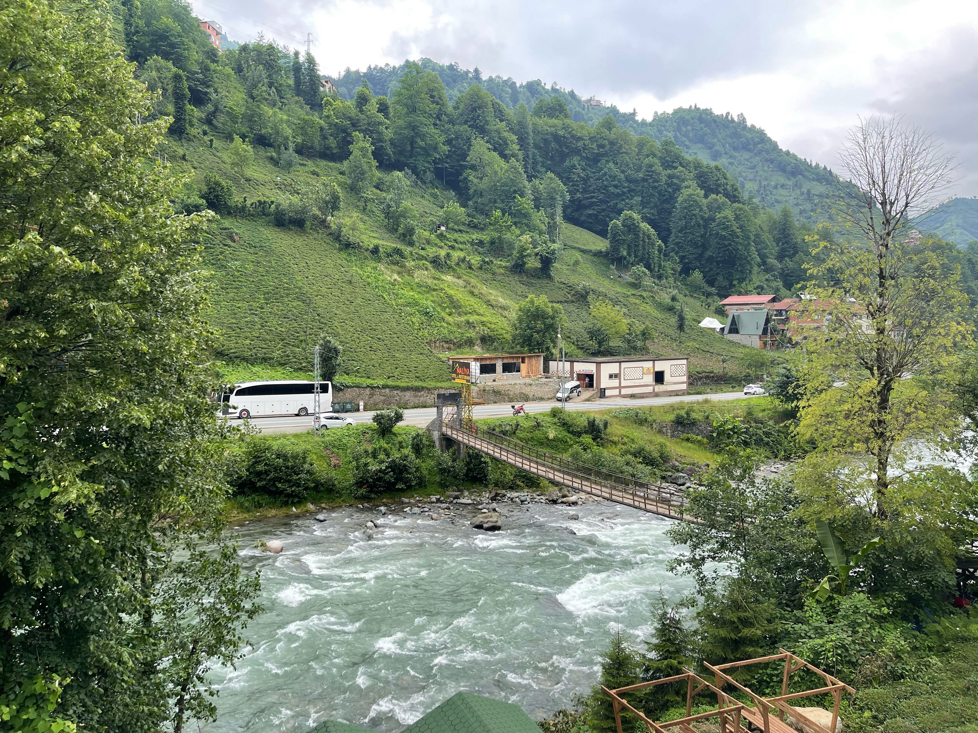 Riverside Suite & Bungalow