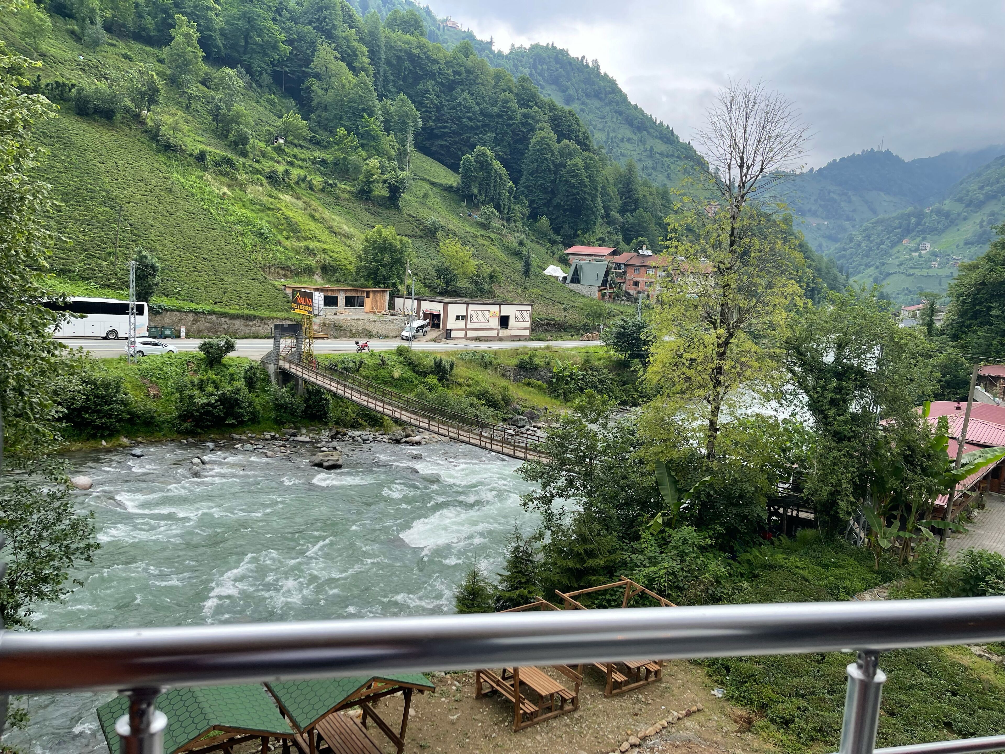 Riverside Suite & Bungalow