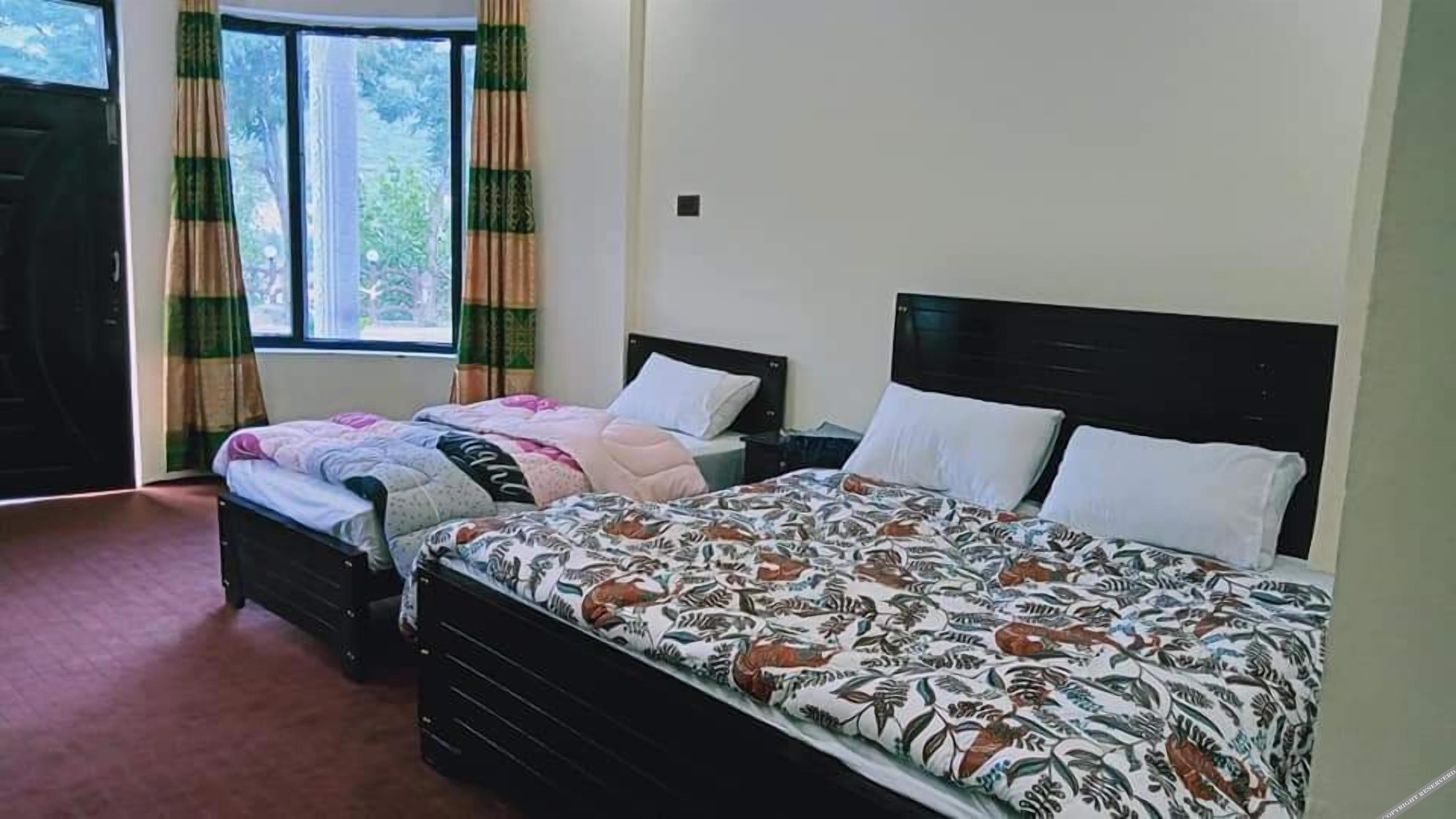 Chaman Hotel Kalam