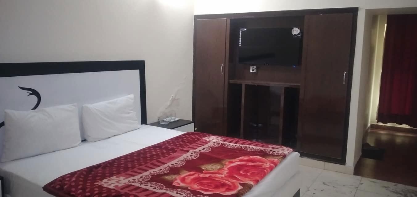 New Palace Hotel