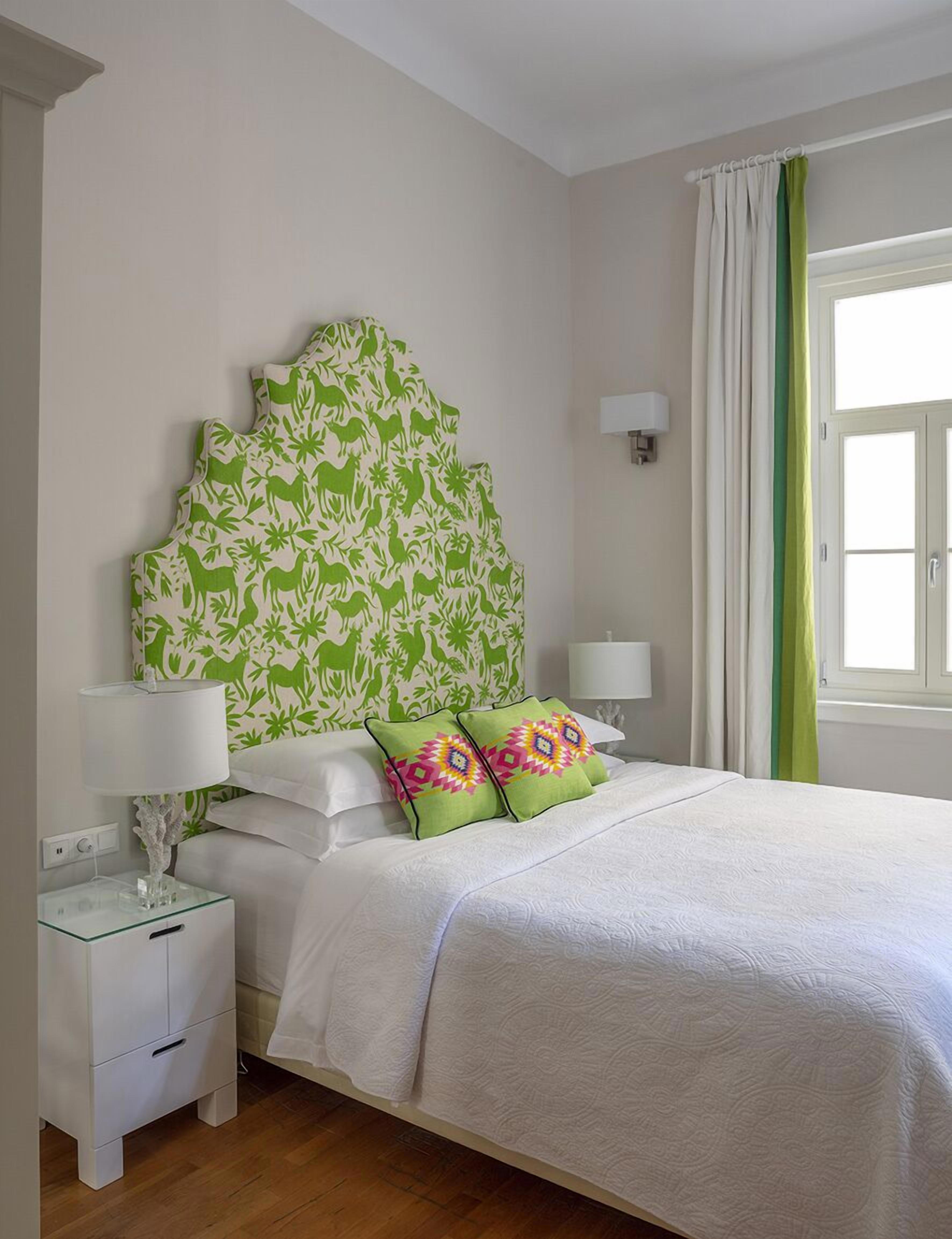 Acropolis TownHouseCo Suites