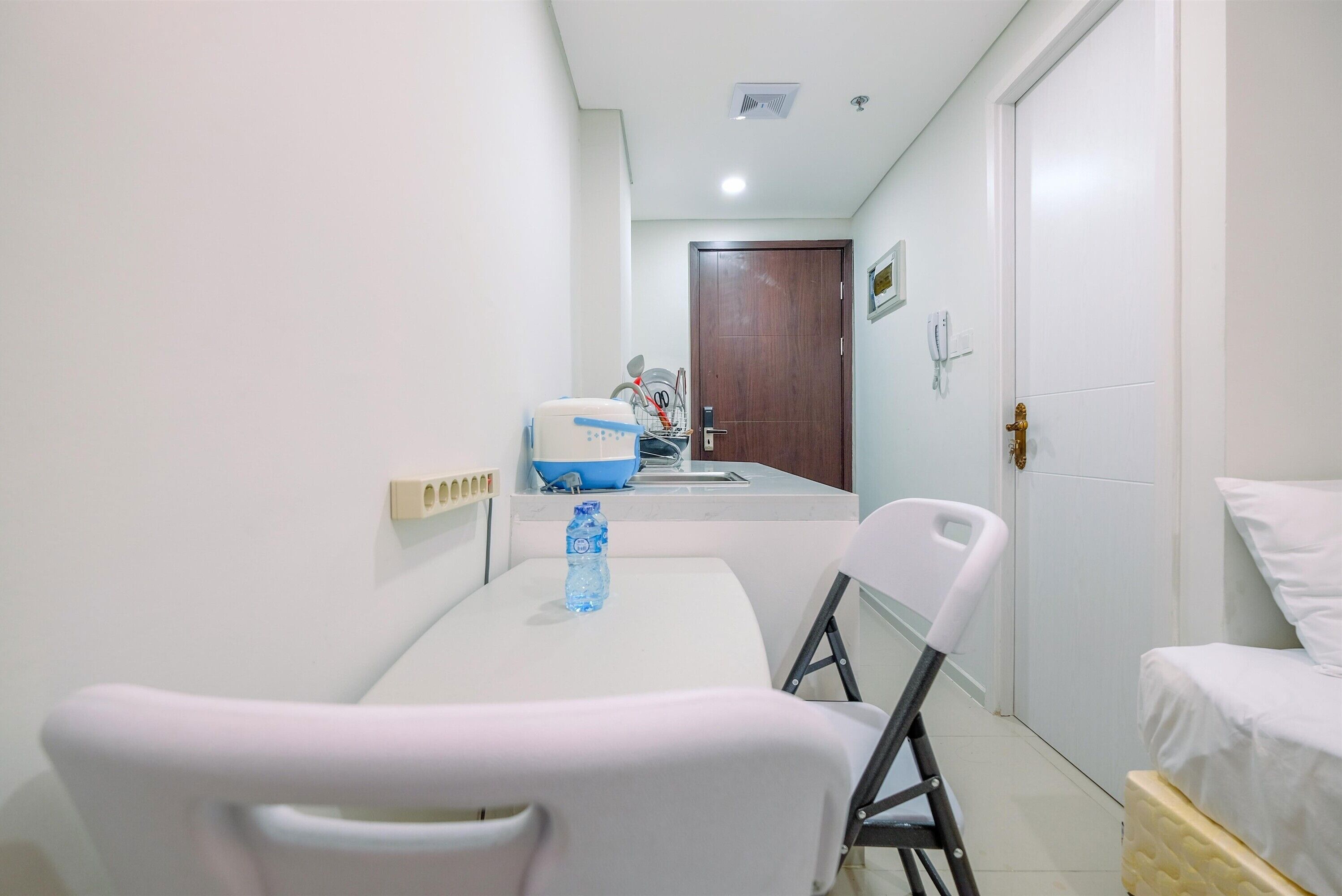 Fancy And Nice Studio At Daan Mogot City Apartment