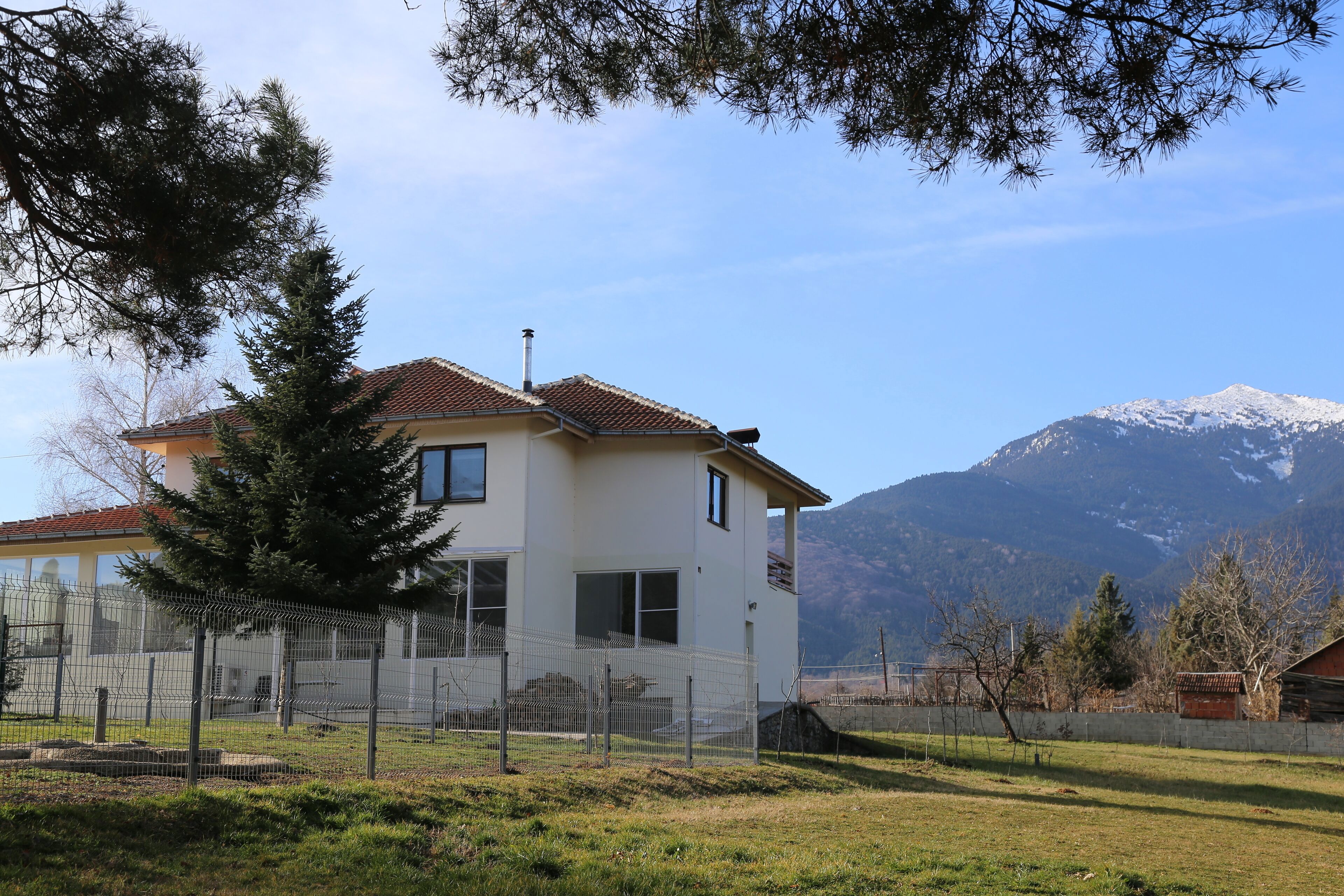 Camp Ambasador Bratin Dol
