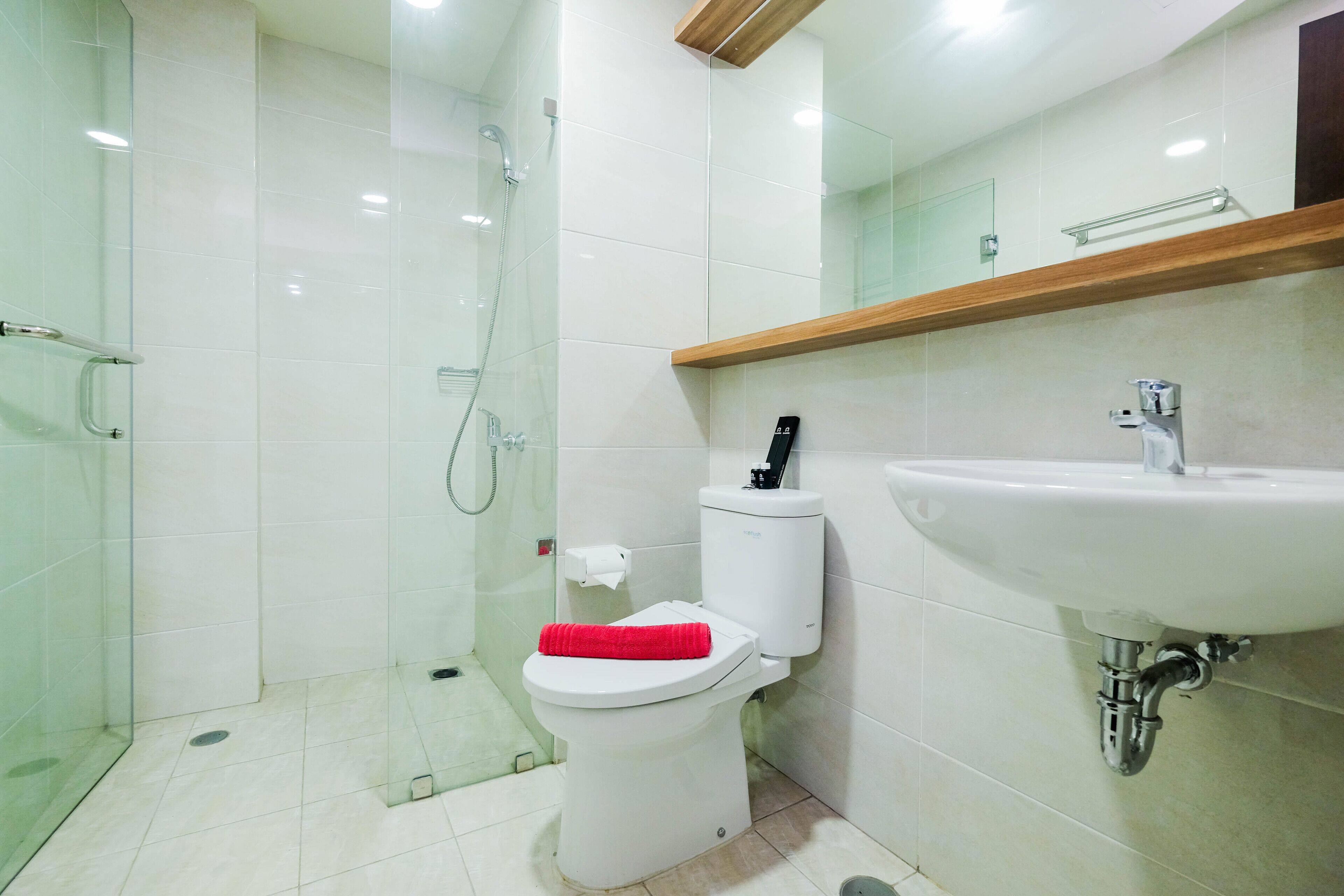 Scenic 1Br Apartment At Mustika Golf Residence