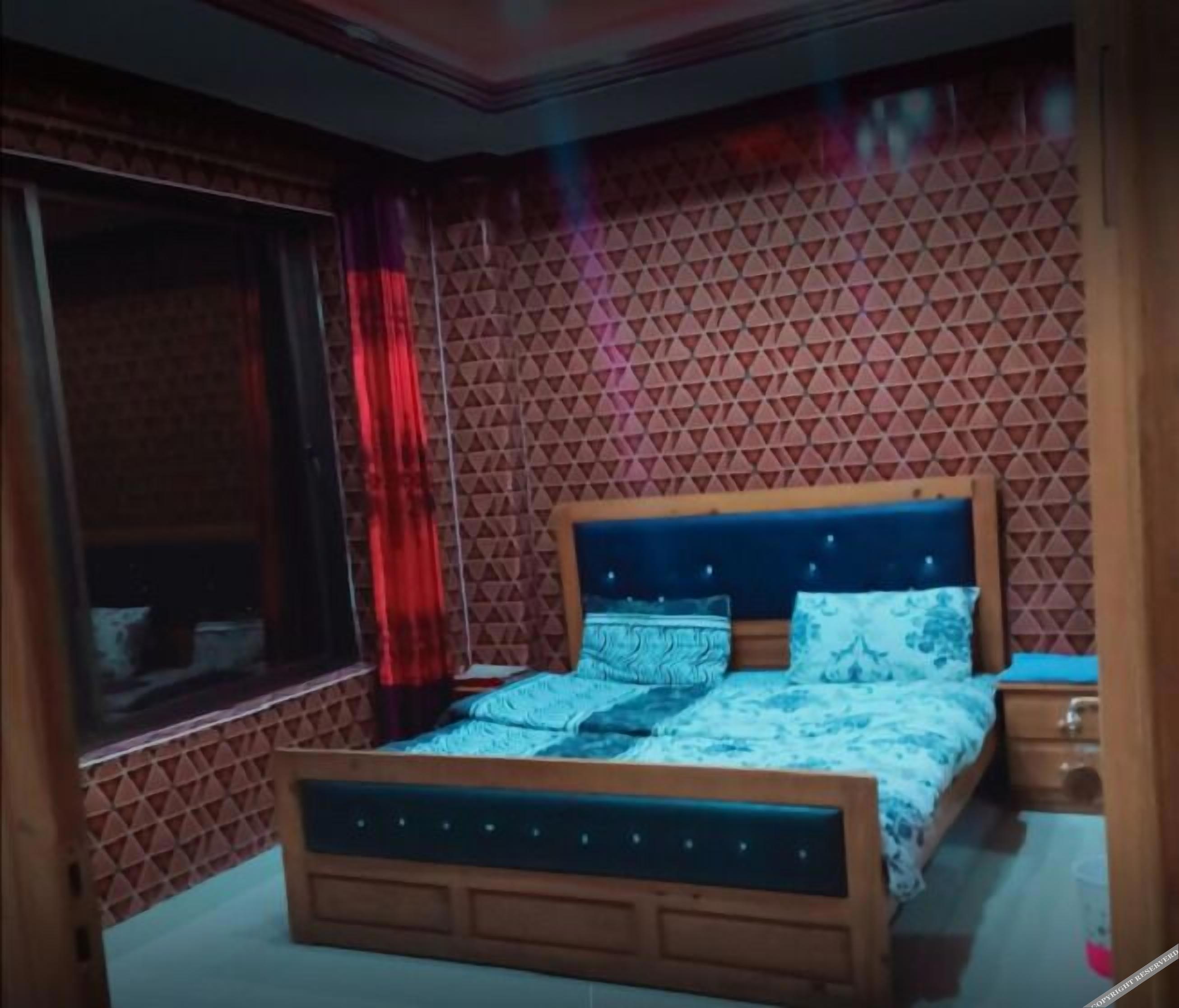 Ali's Hotel
