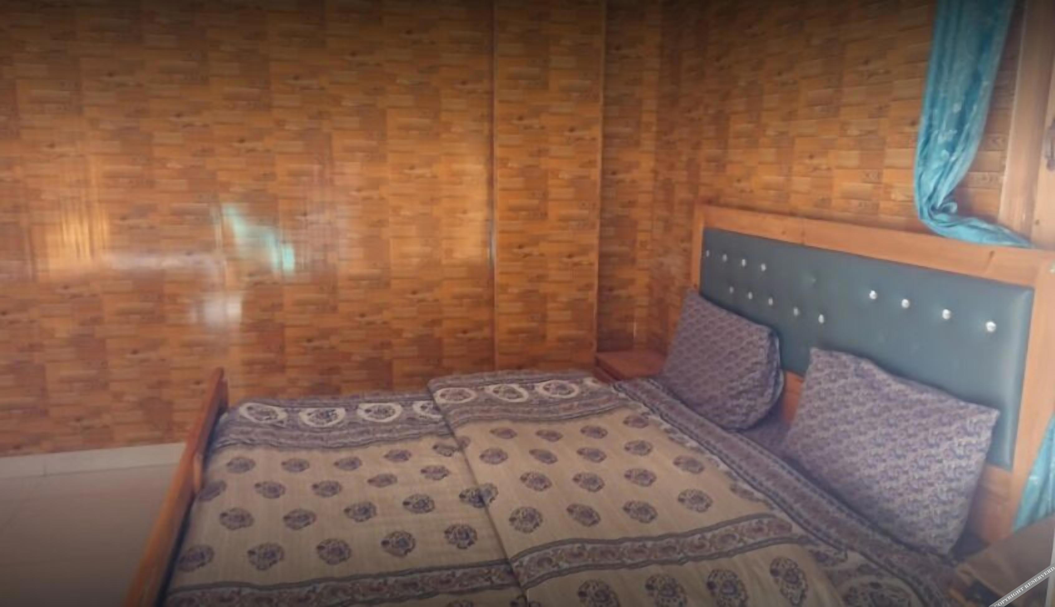 Ali's Hotel