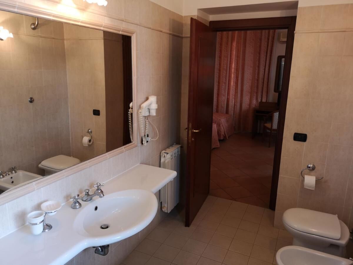 Comfort Rooms Villa Gaia Tor Vergata galeri fotoğrafı