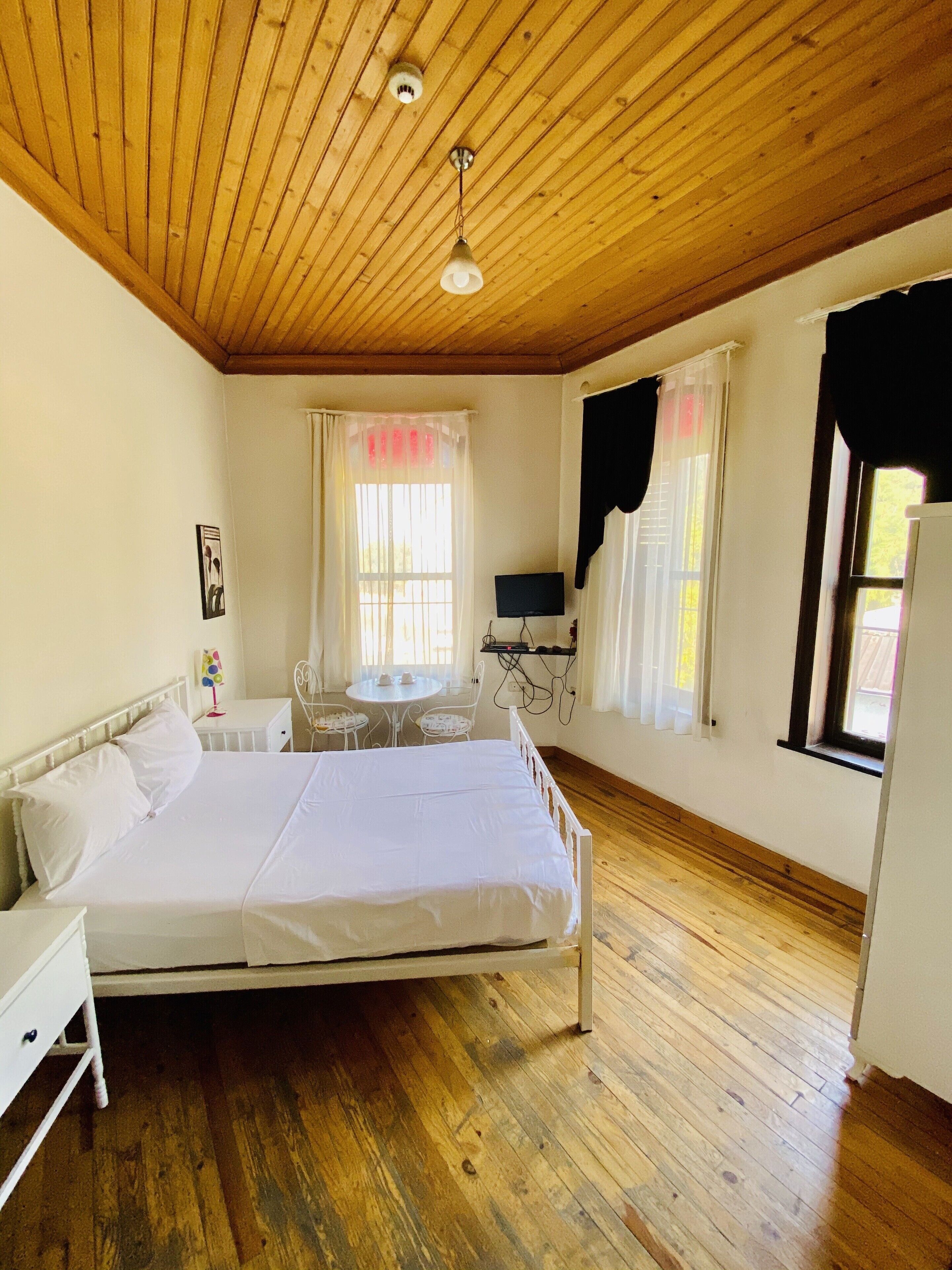 Pastor Pension The Gulf Of Izmir