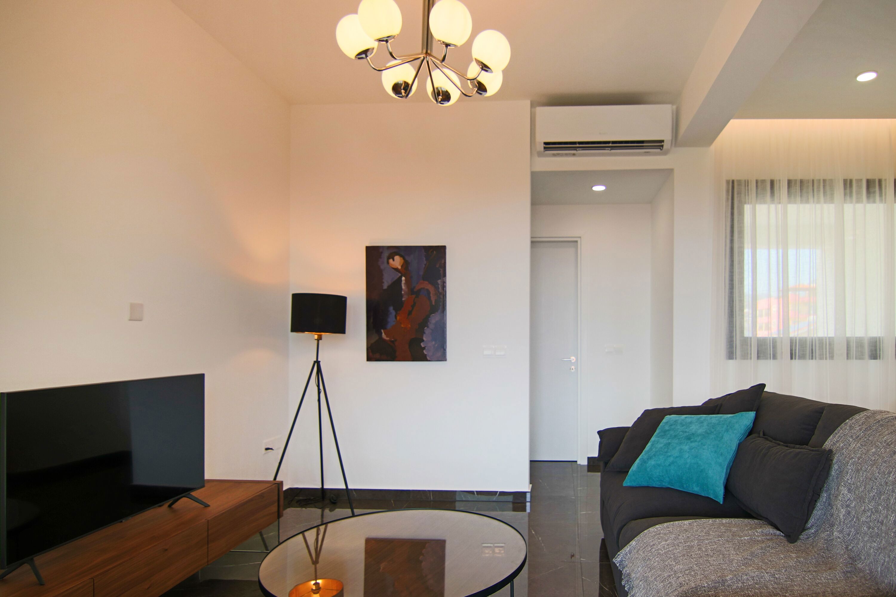 Phaedrus Living: Sea View Anna Residence 201