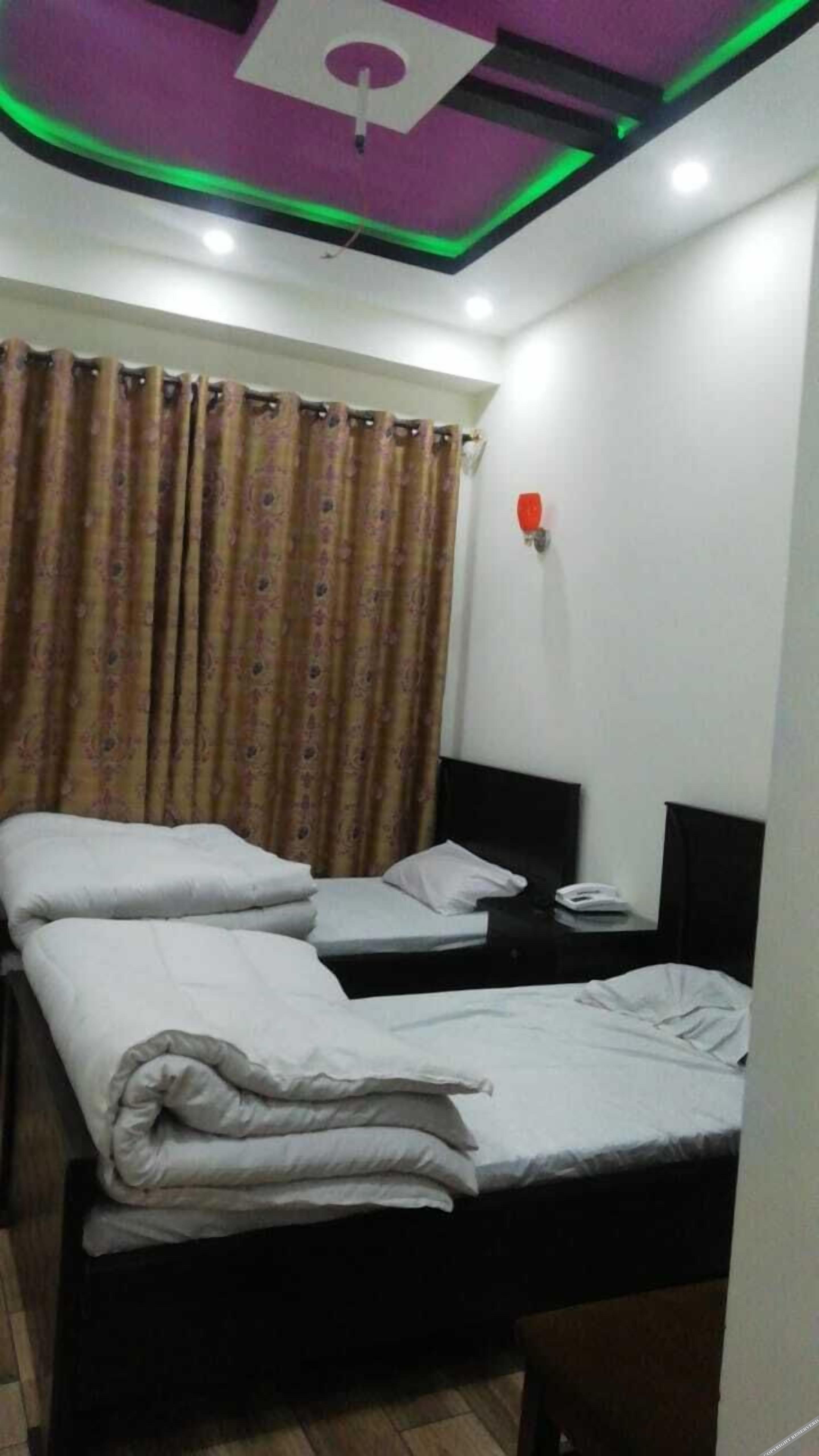 Abshar Hotel
