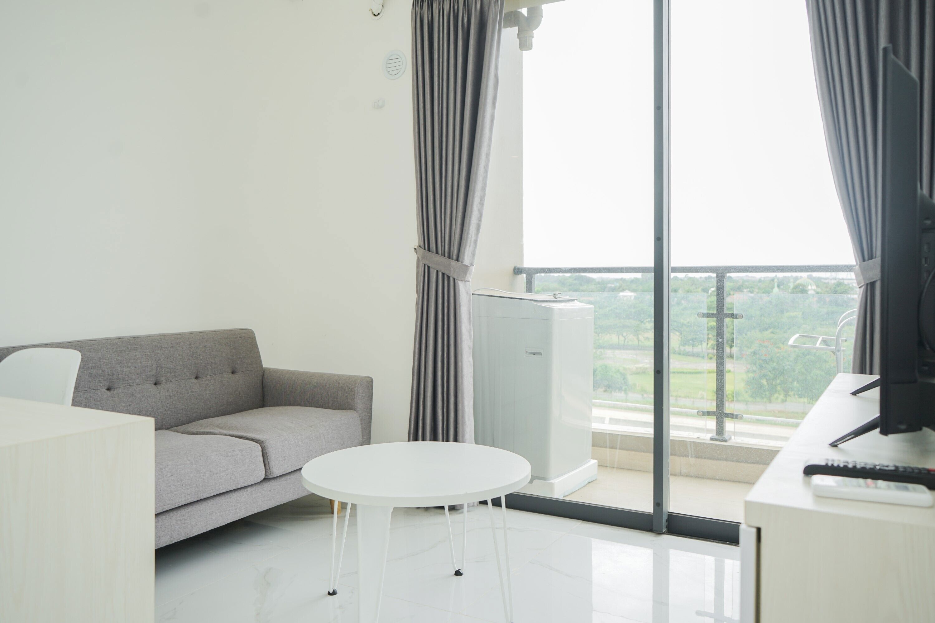 Comfortable Design 2Br With Washing Machine Sky House Bsd Apartment