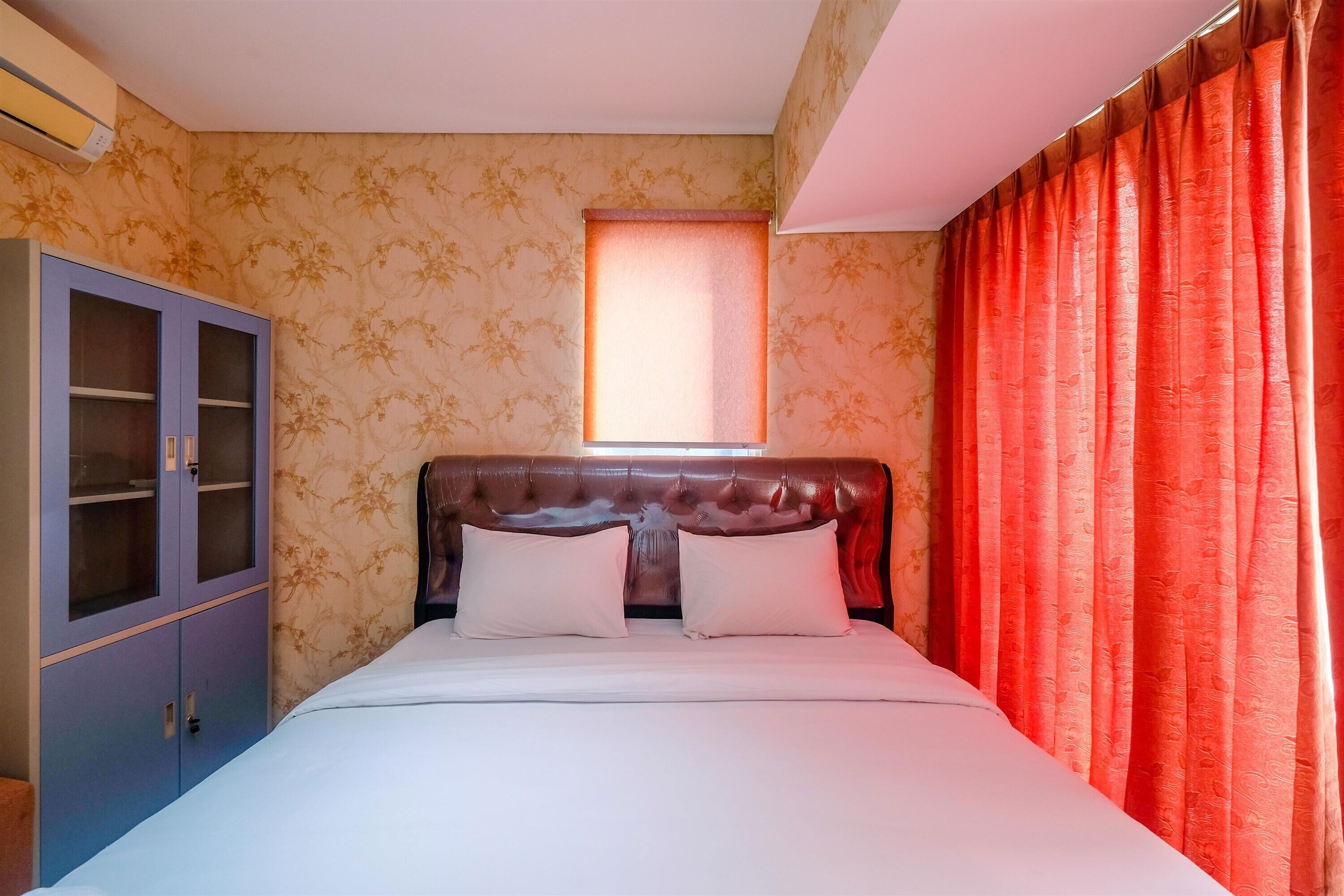 Comfort And Homey 2Br At Nifarro Park Apartment