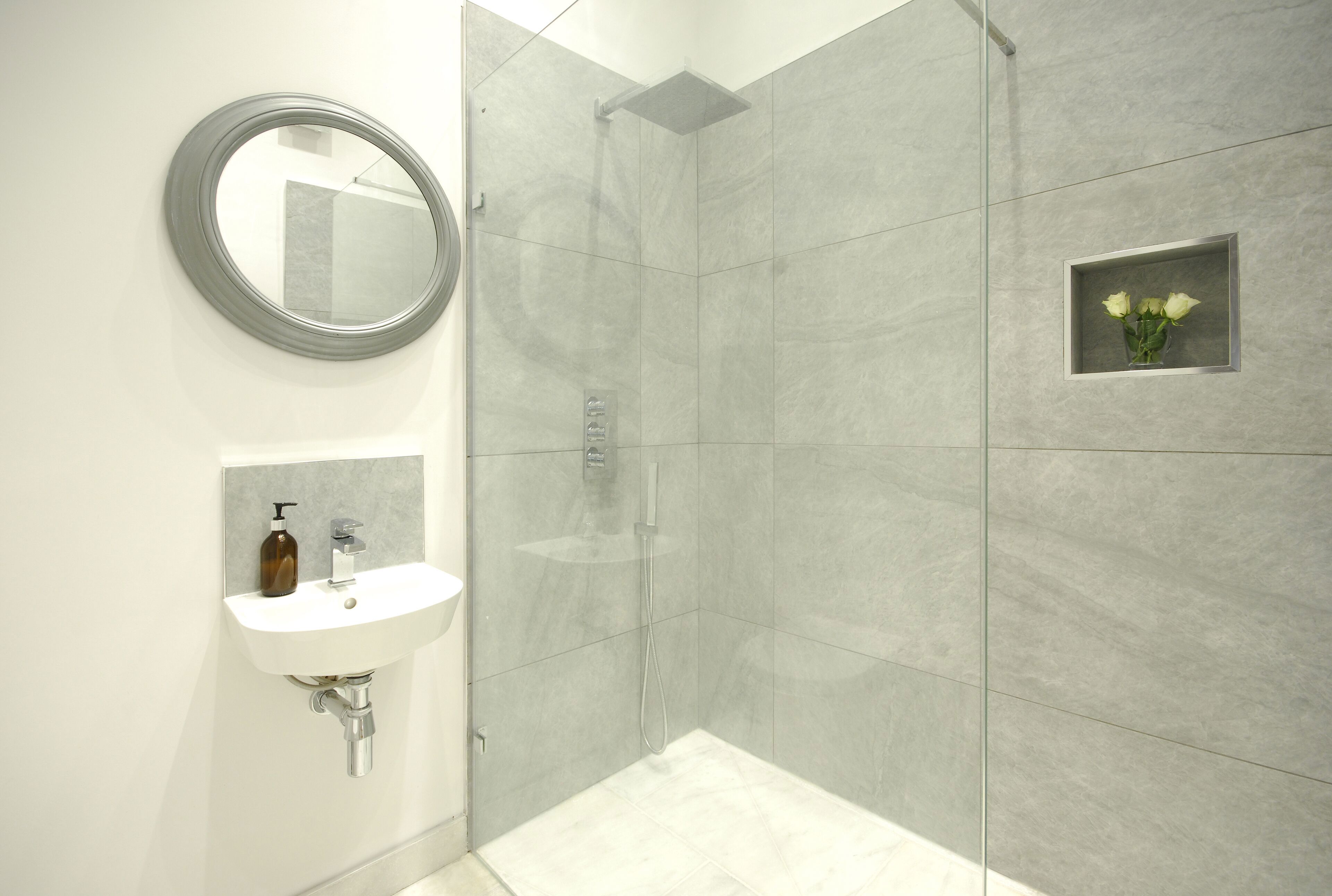Beautiful Old Cottage Sleeps 6 Near Bath