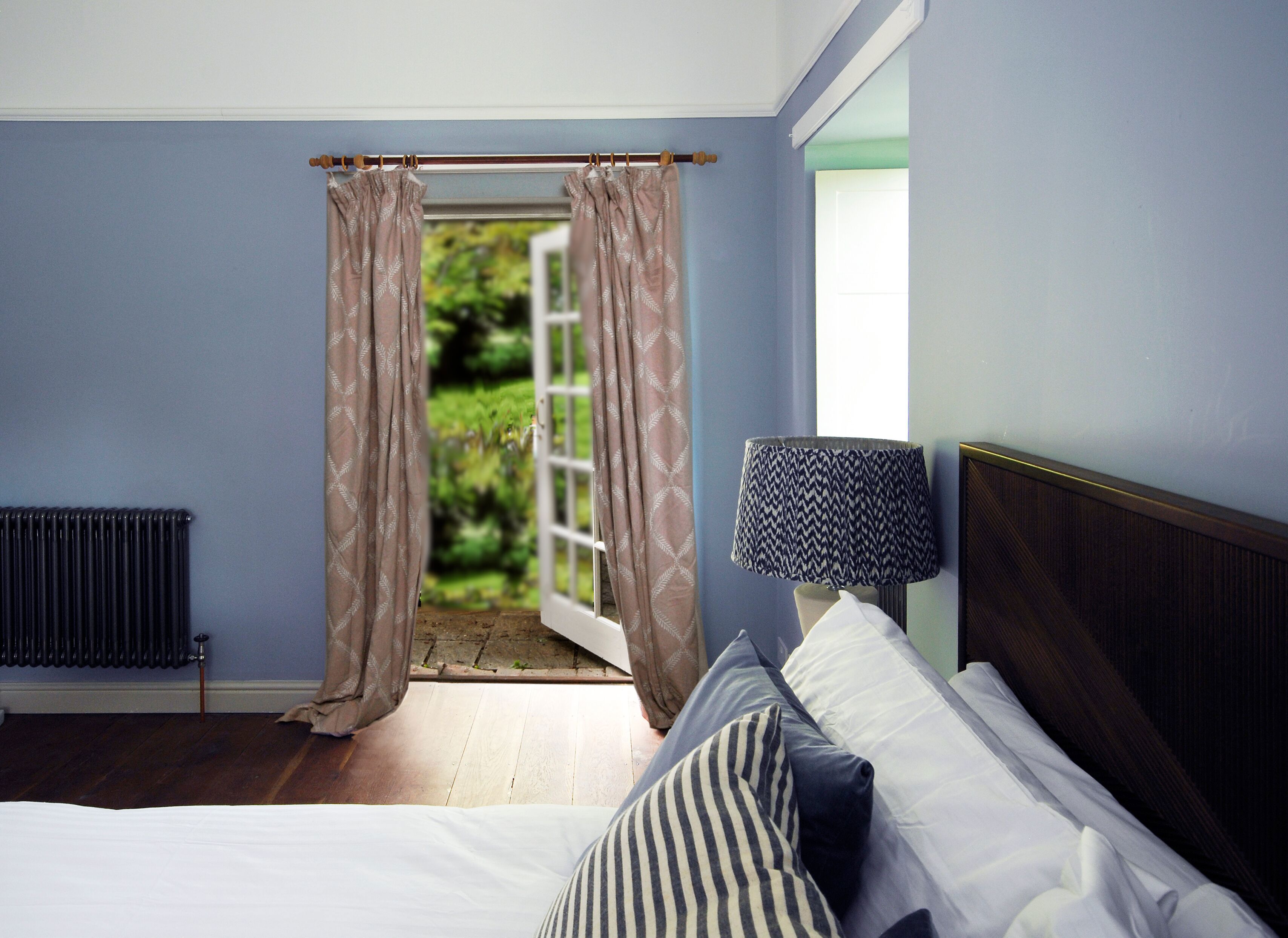 Beautiful Old Cottage Sleeps 6 Near Bath