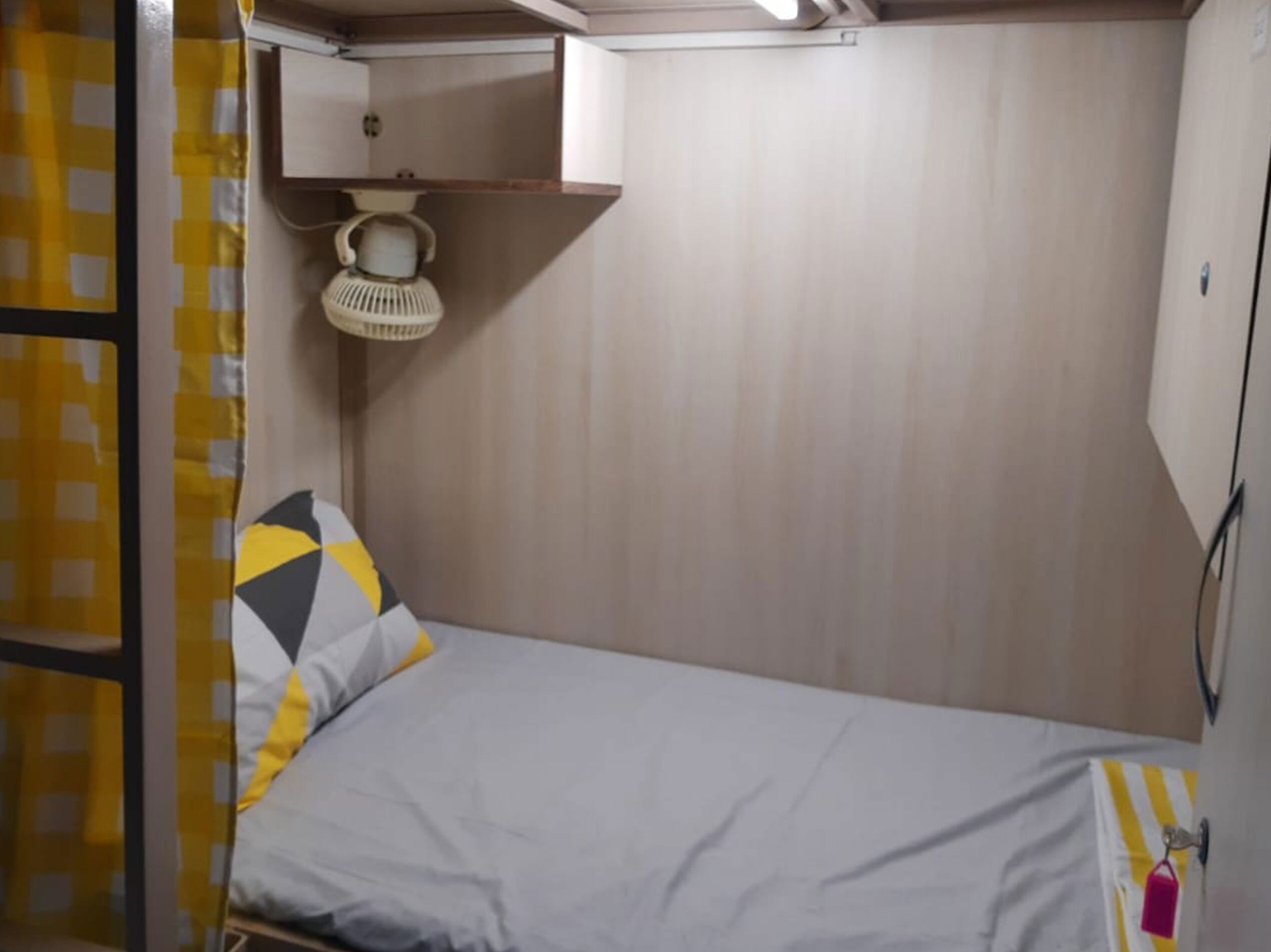 Abuzz Oxfordcaps Shahpur Jat - Campus Accommodation