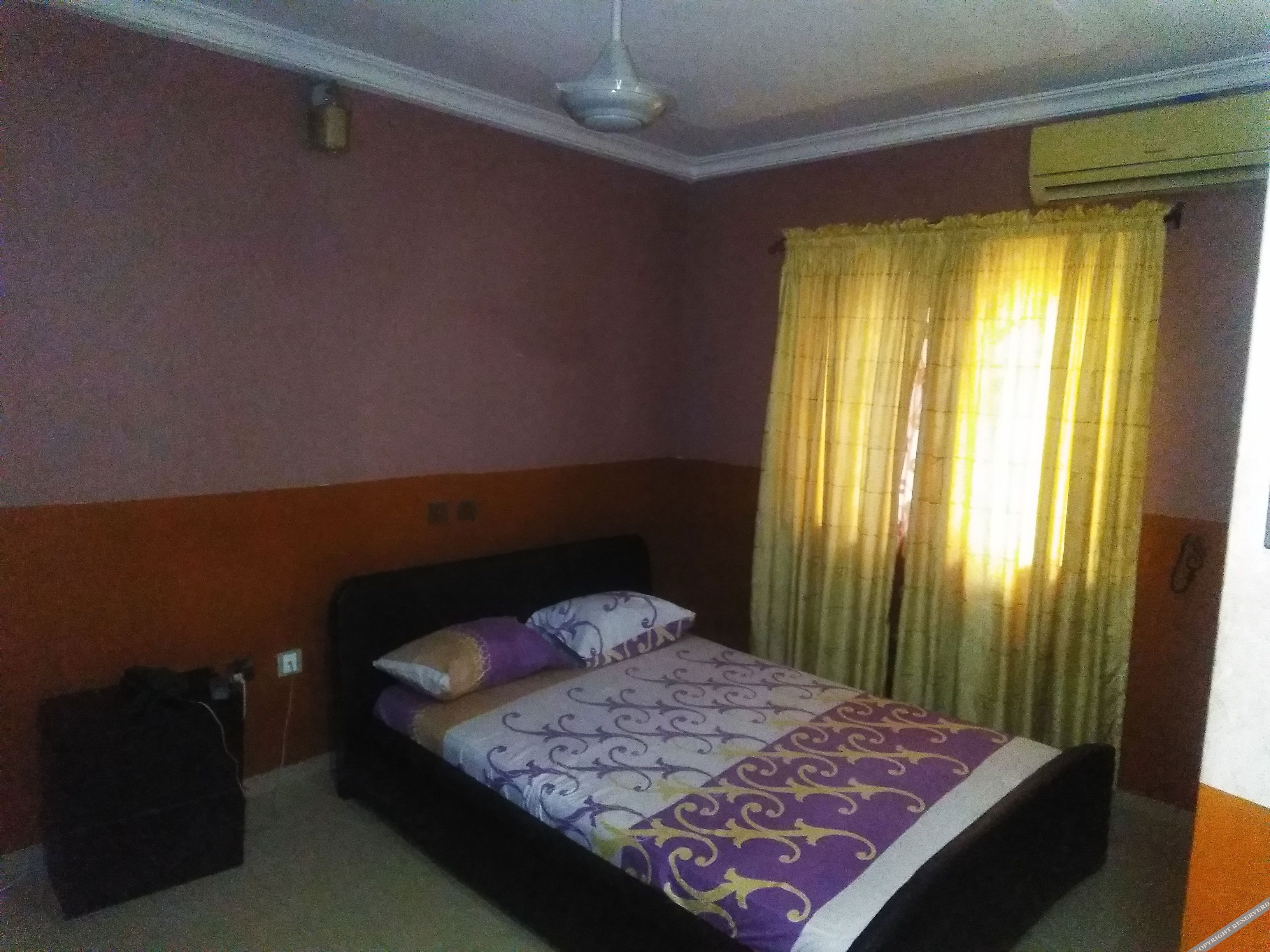 De Villa Hotel And Suites