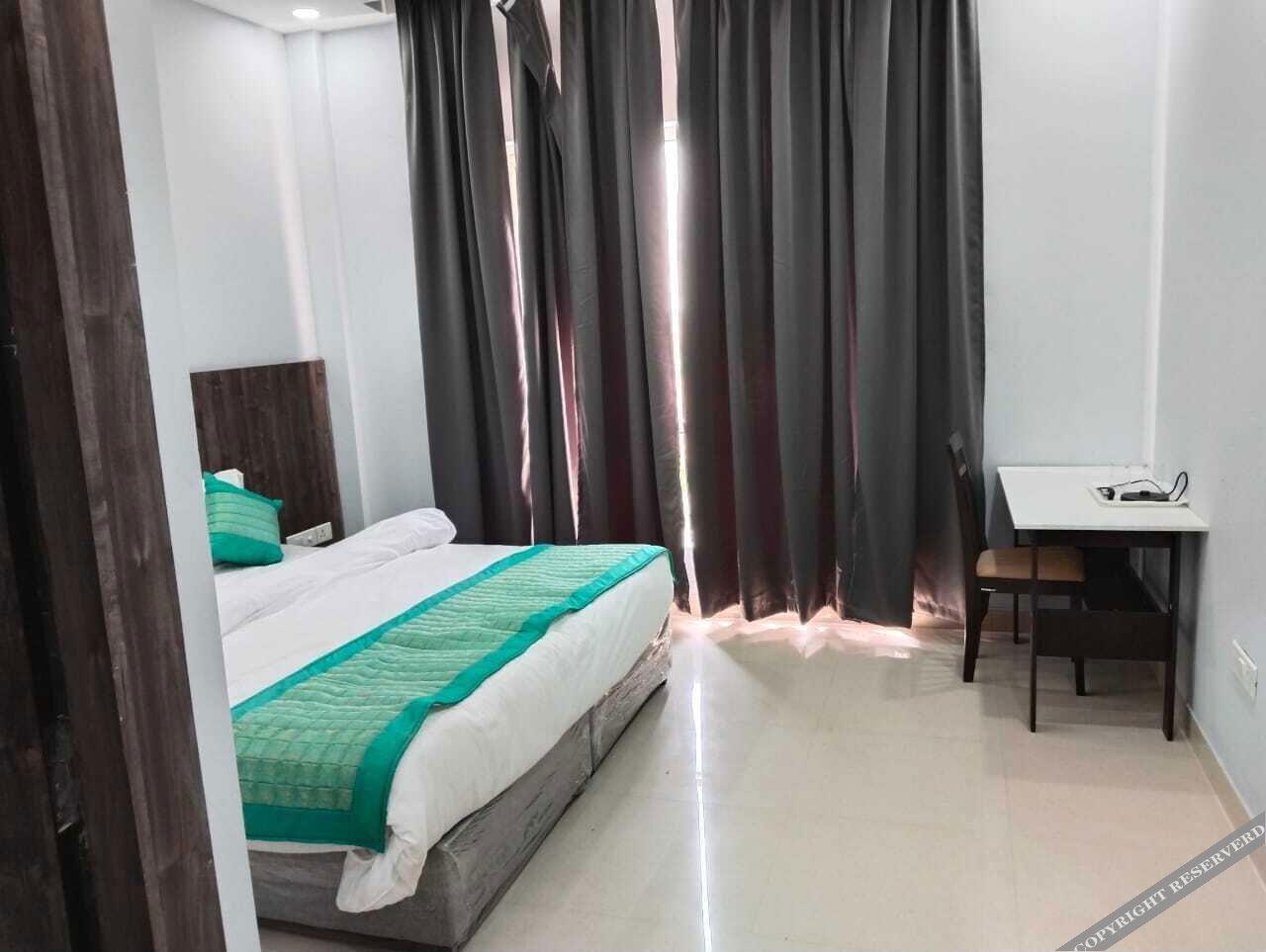 M Resort