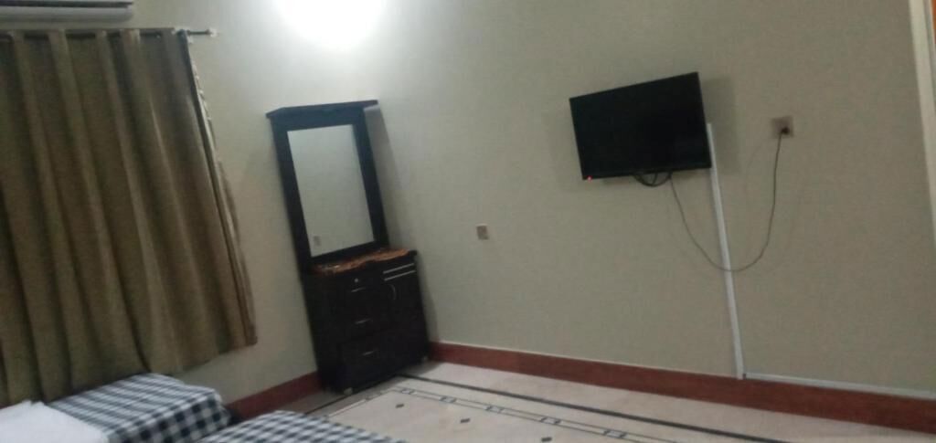 Hotel Serina Inn