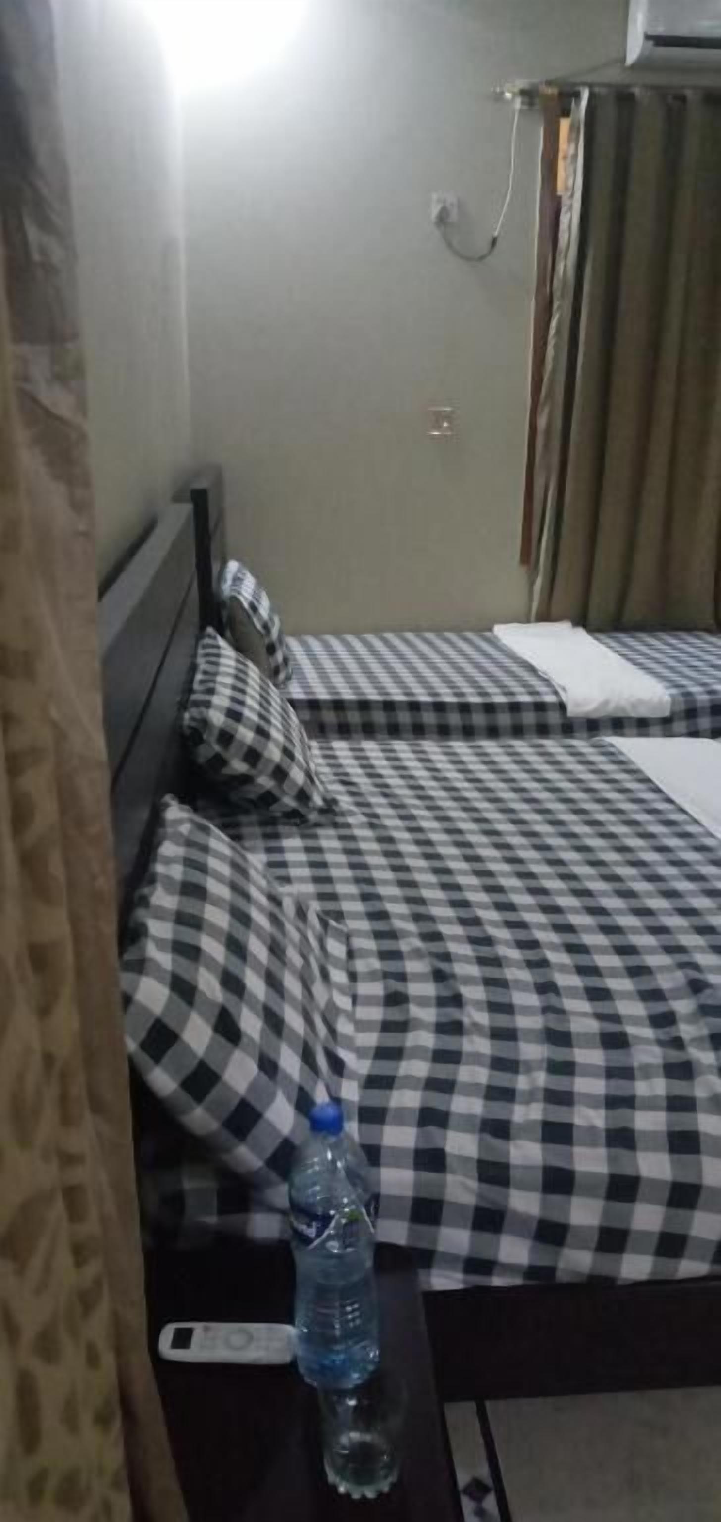 Hotel Serina Inn