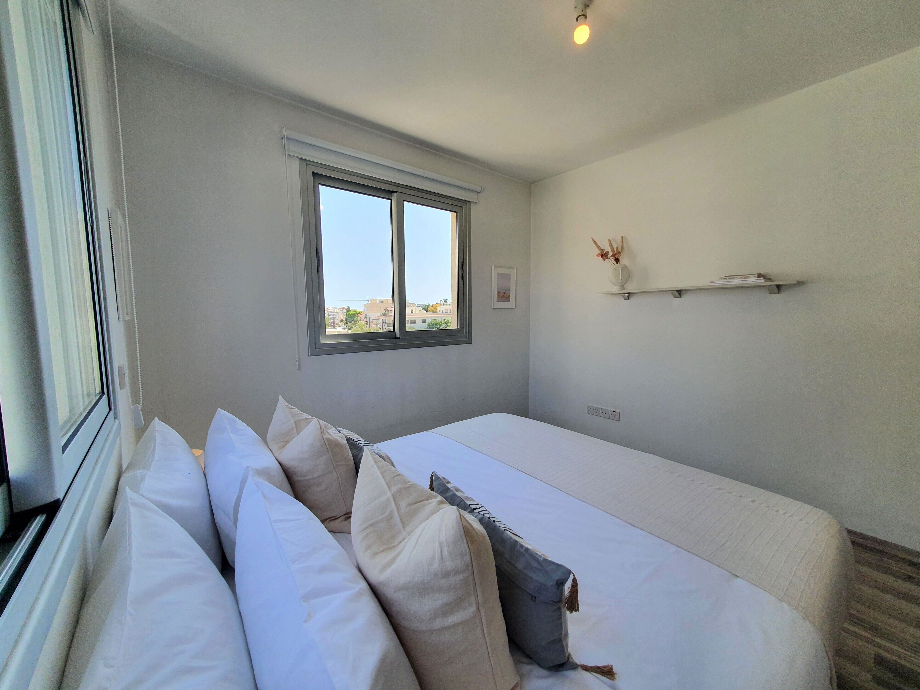 Phaedrus Living City Flat Demetra 102