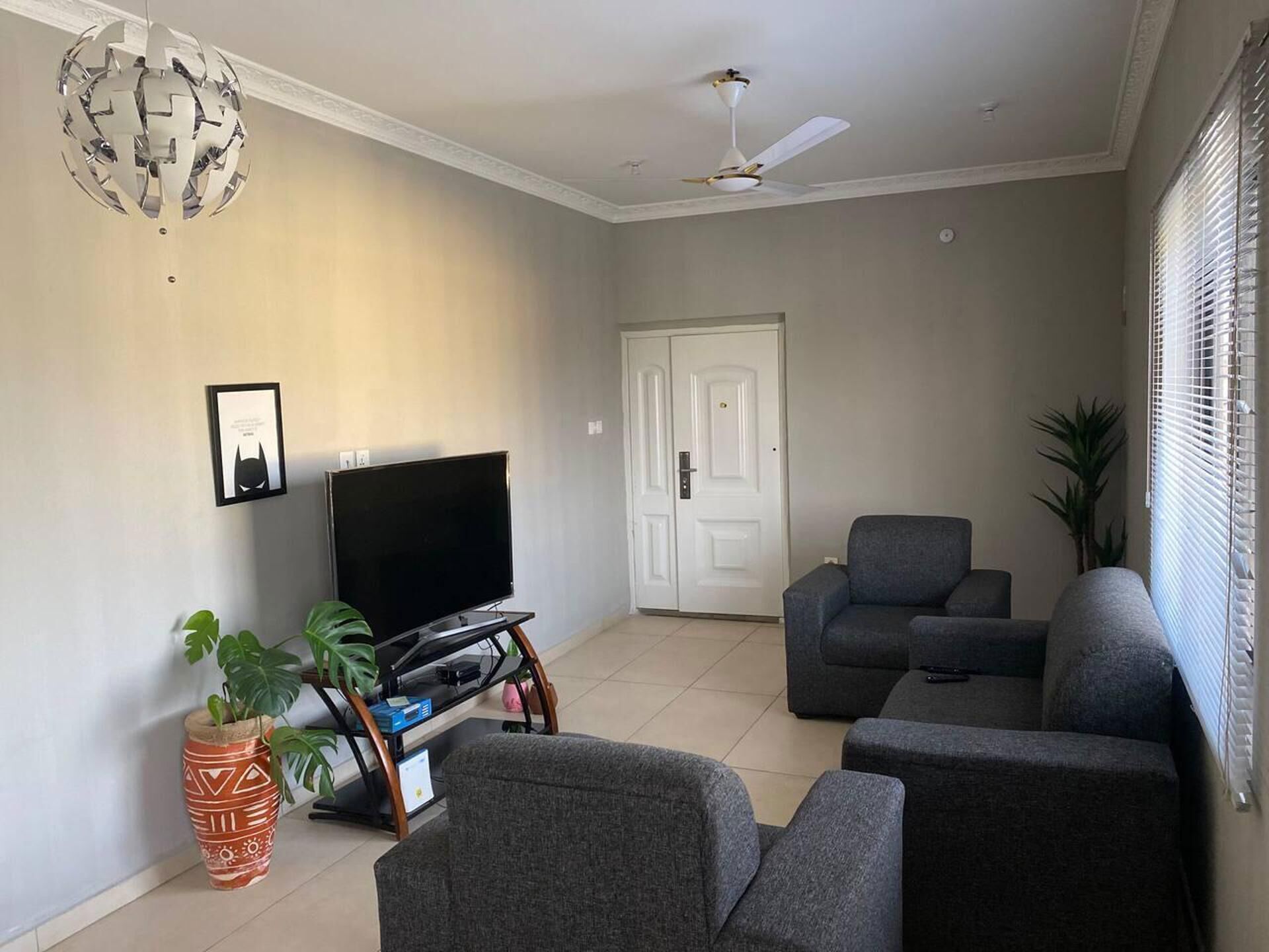 Captivating 2-Bed Ensuite Apartment In Accra