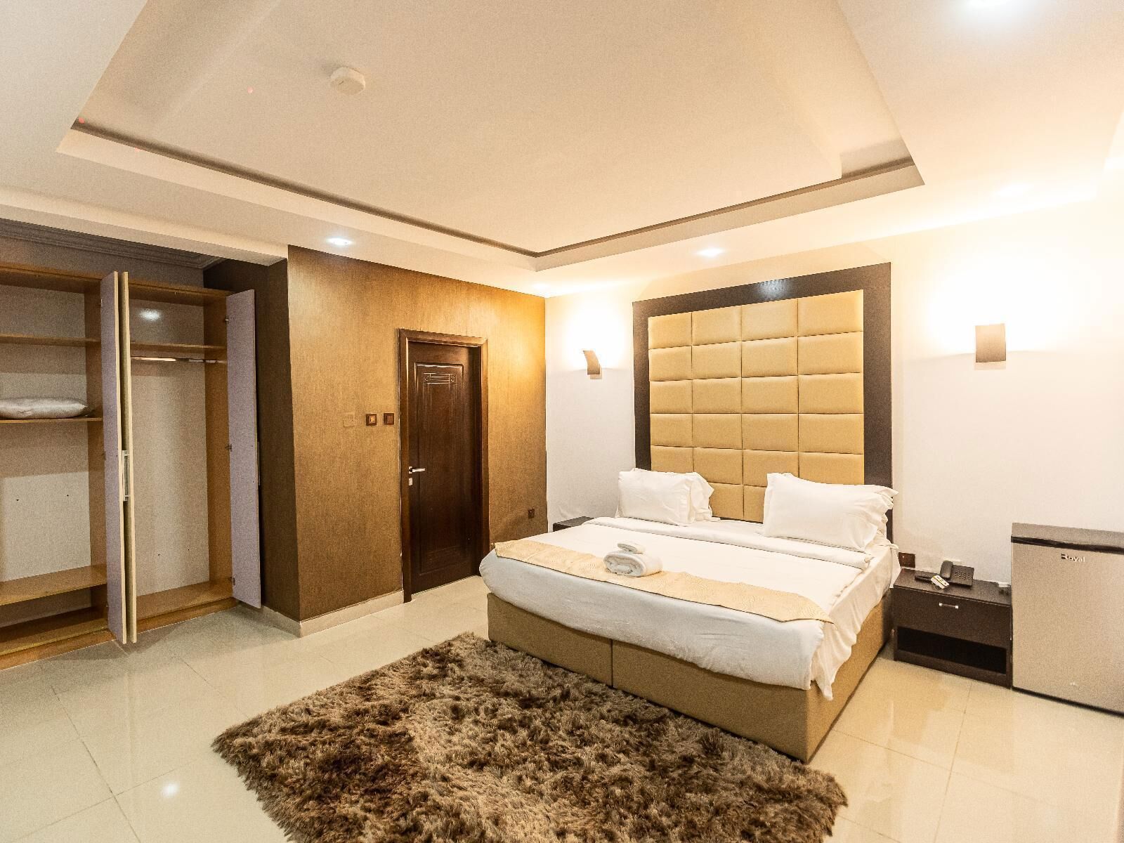 Zen Apartments