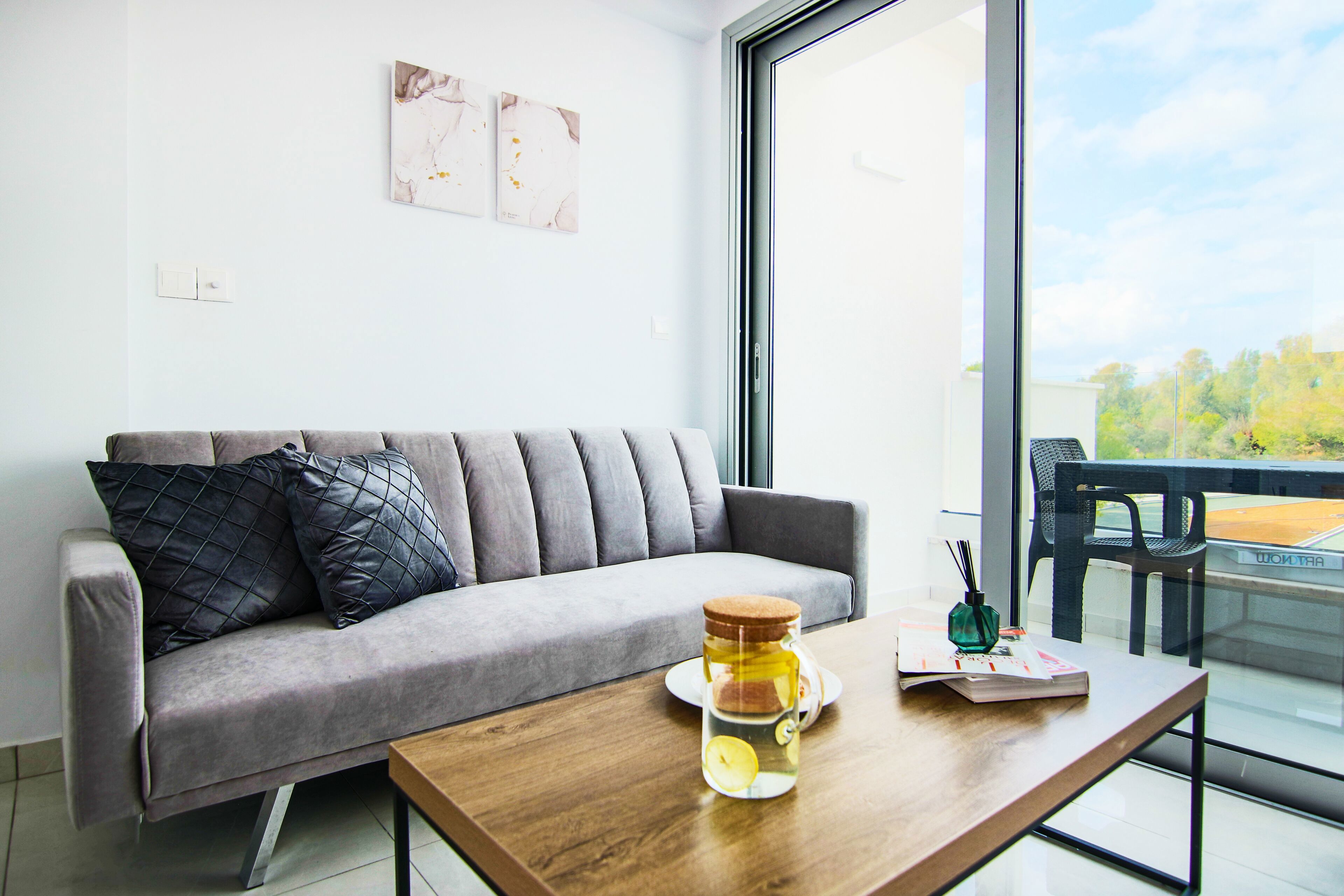 Phaedrus Living - Seaside Luxury Flat Harbour 108