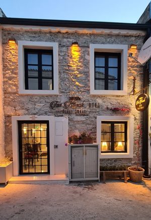 1870S Tas Konak Otel Sanat Sokagi