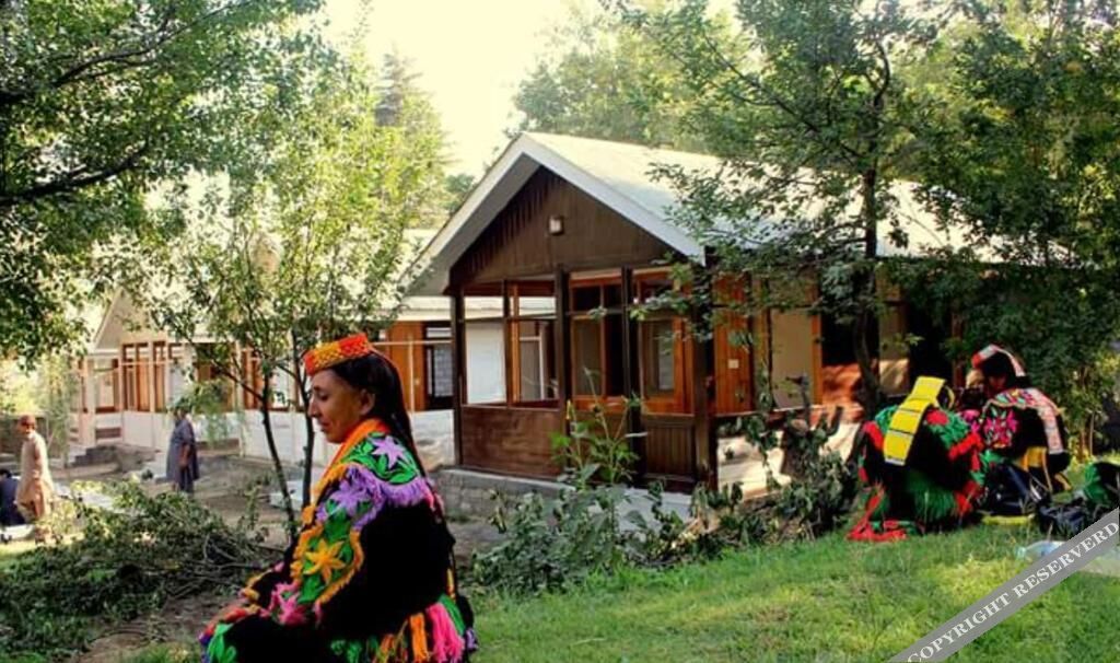 Mountain Inn Hotel Chitral