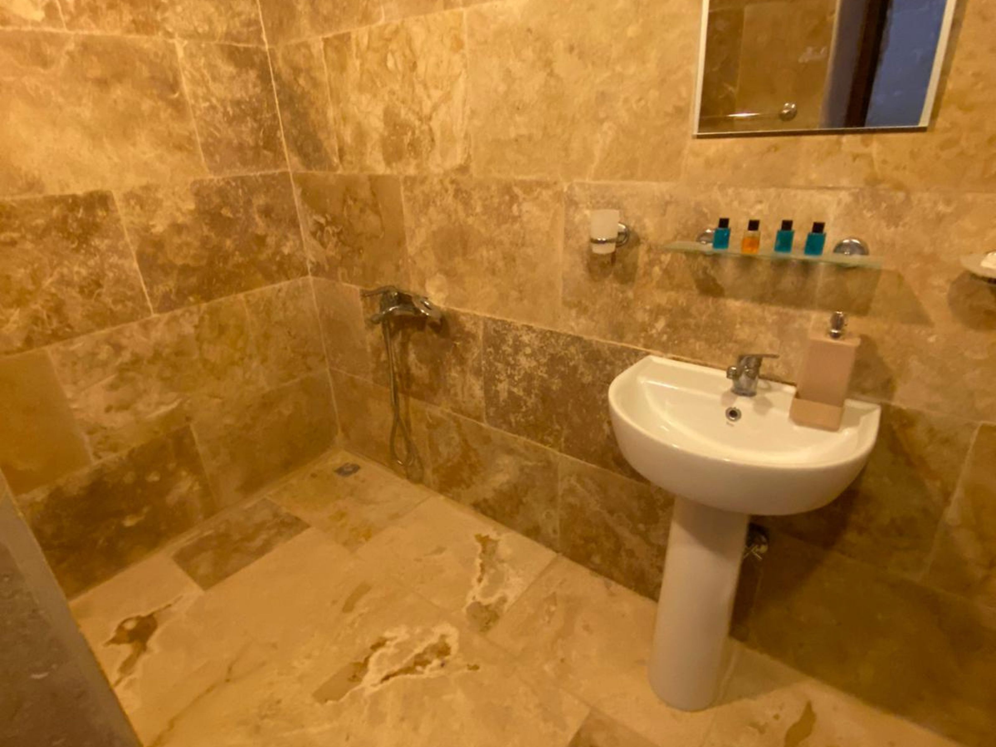 Yeşilöz Inn Cave Otel